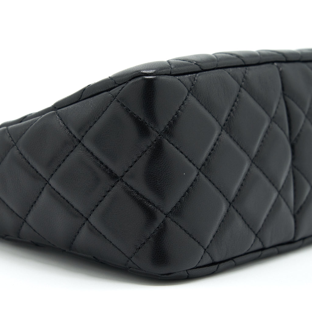 CHANEL 22S PEARL CRUSH HOBO BAG LAMBSKIN BLACK GHW (MICROCHIP)