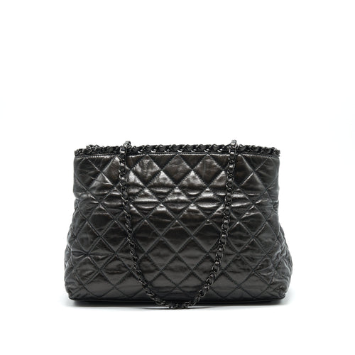 CHANEL QUILTED TOTE BAG WITH CHAIN
