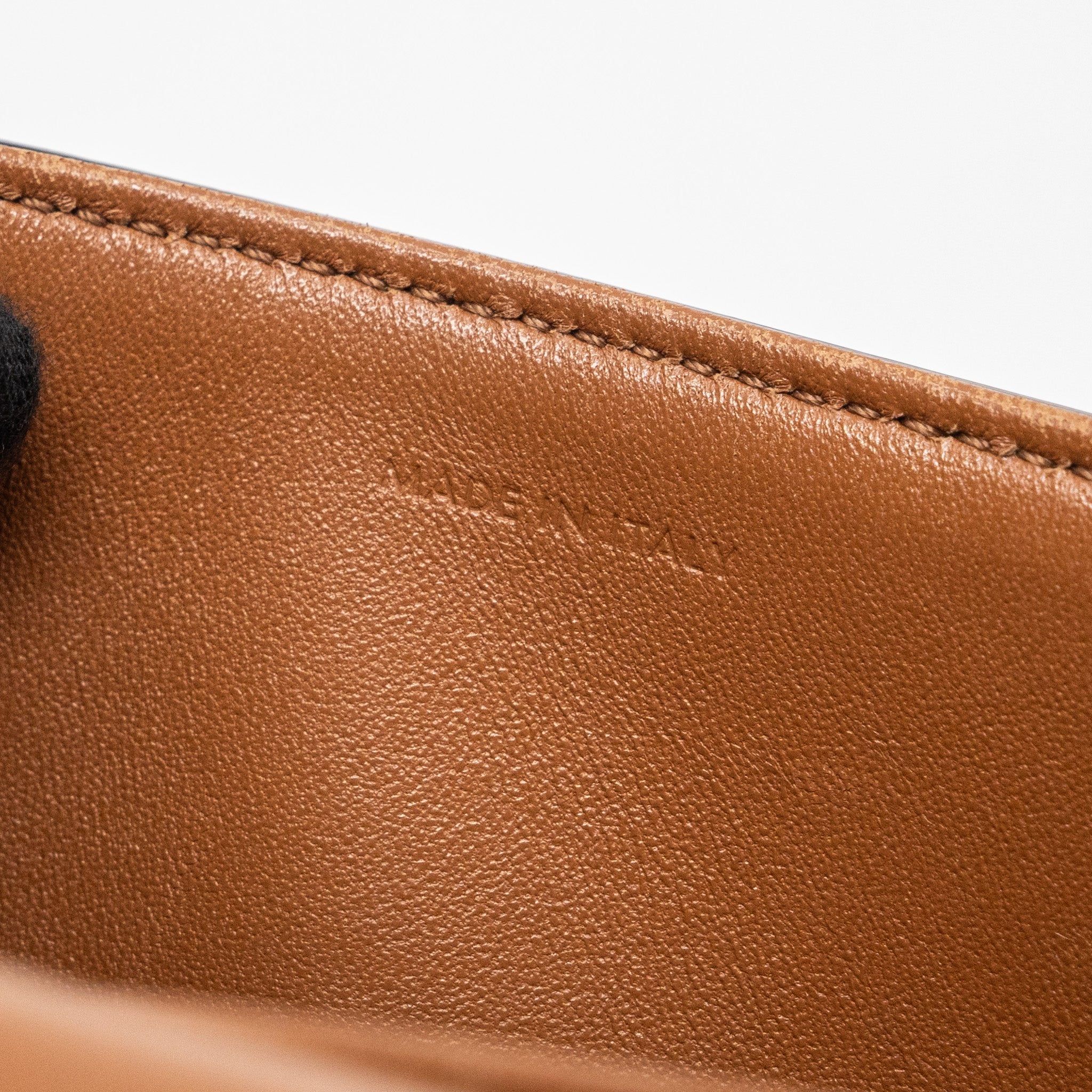CELINE TRIOMPHE SHOULDER BAG NATURAL CALFSKIN TAN GHW