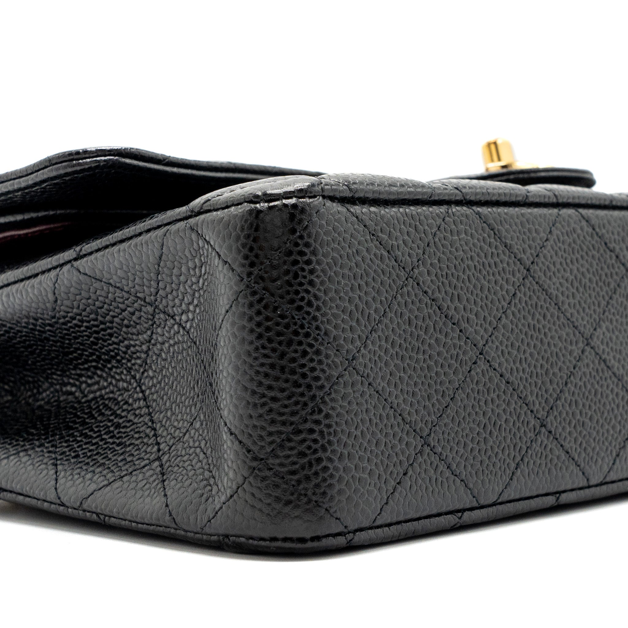 CHANEL MEDIUM CLASSIC DOUBLE FLAP BAG CAVIAR BLACK GHW