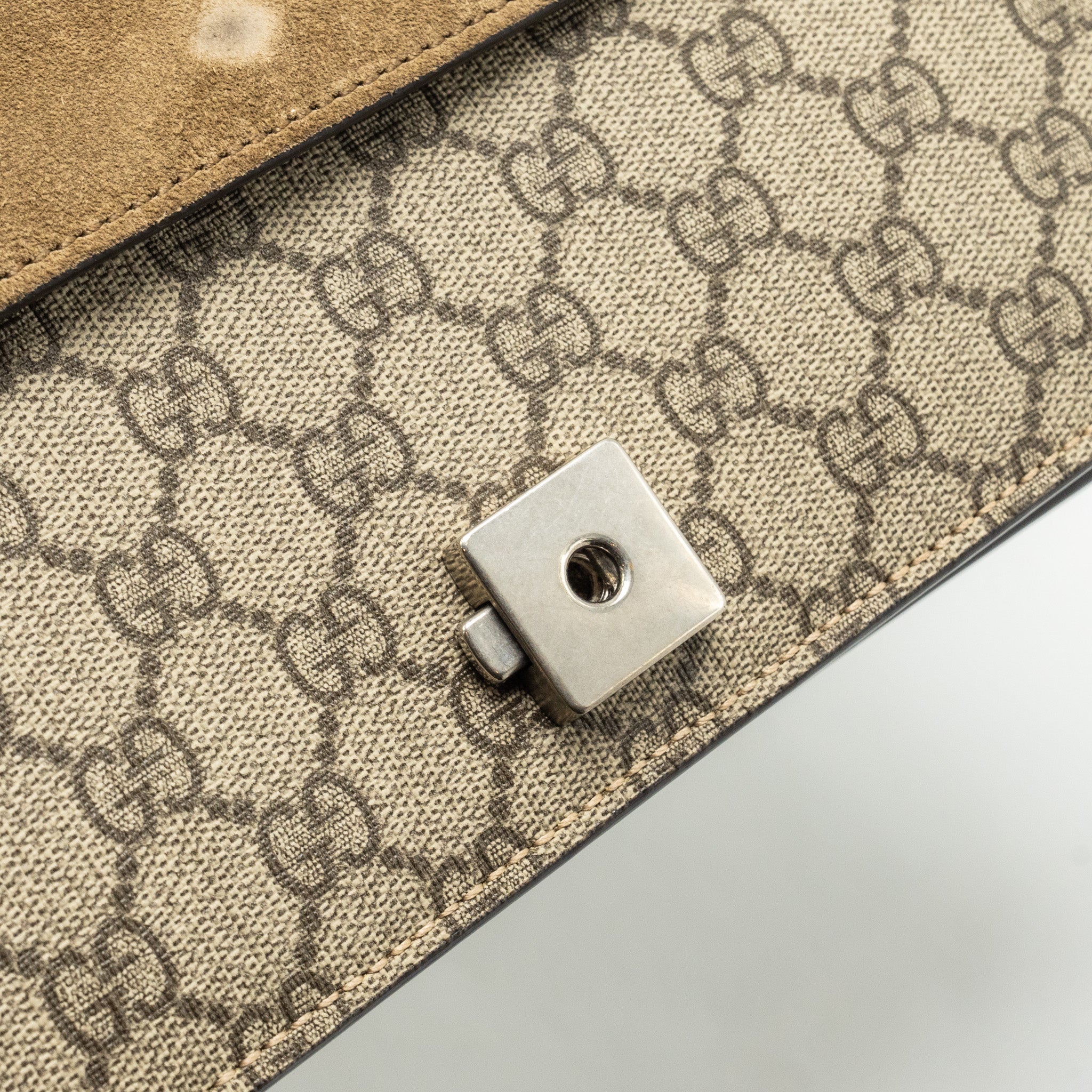 GUCCI DIONYSUS GG SHOULDER BAG GG SUPREME CANVAS / SUEDE BEIGE SHW