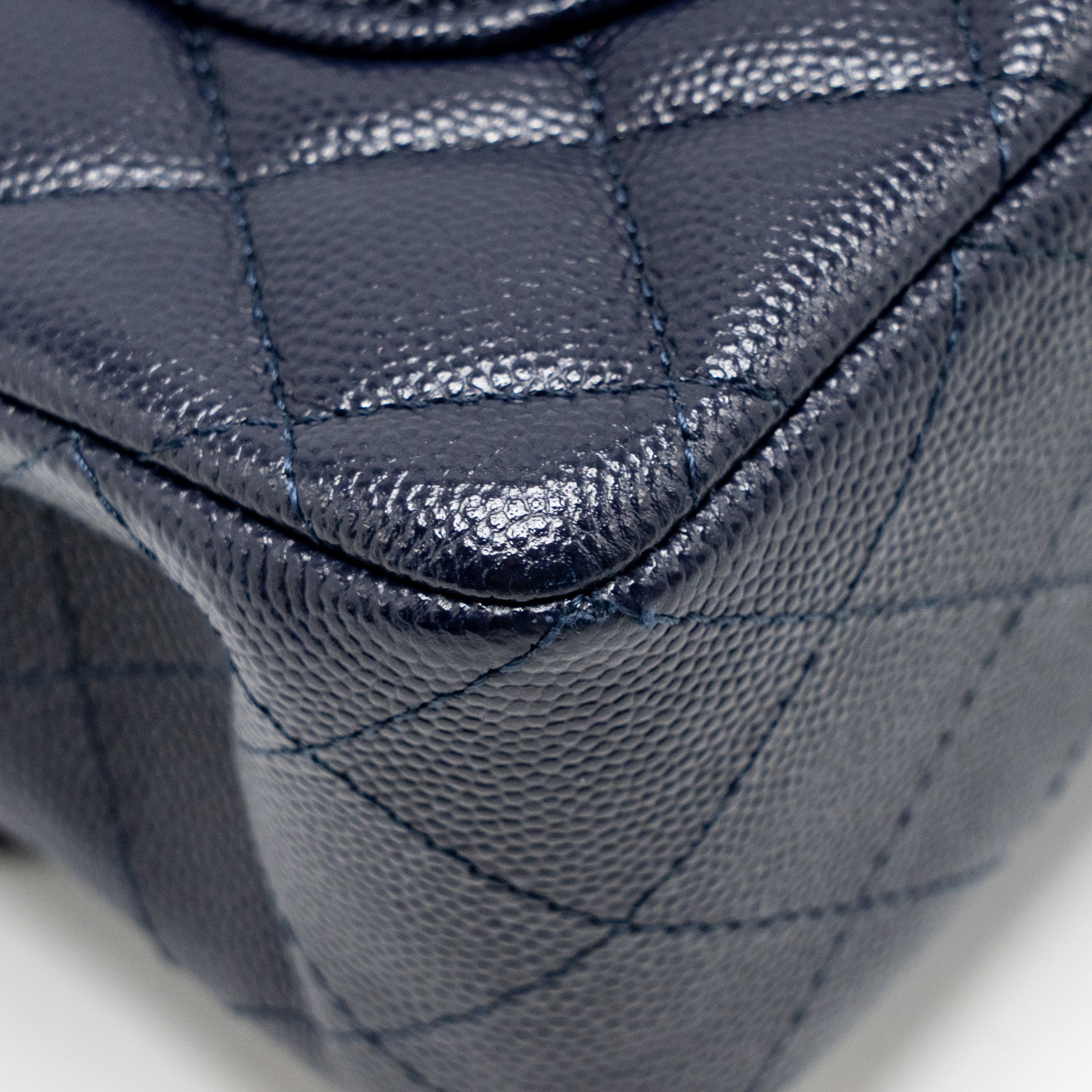 CHANEL SMALL CLASSIC DOUBLE FLAP BAG CAVIAR NAVY GHW (MICROCHIP)