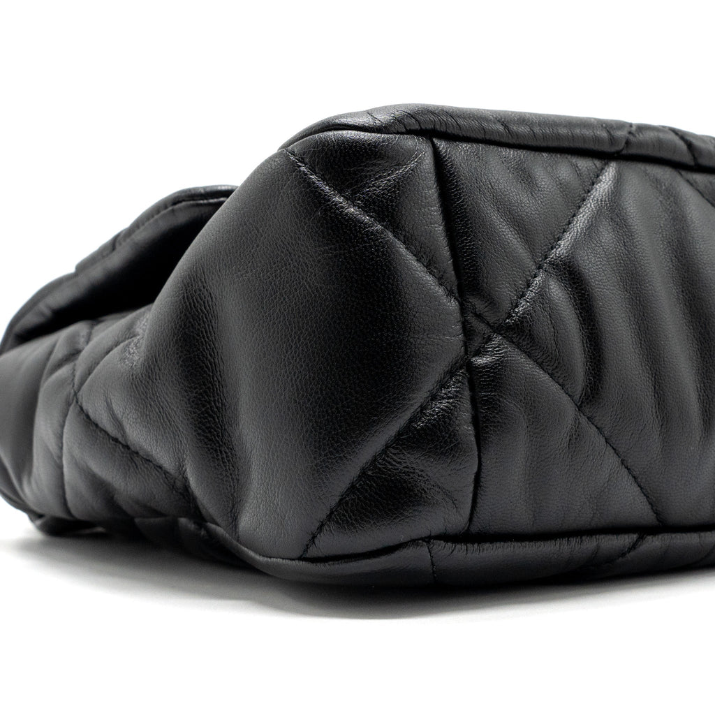 CHANEL MEDIUM 19 BAG GOATSKIN BLACK MULTICOLOUR HARDWARE