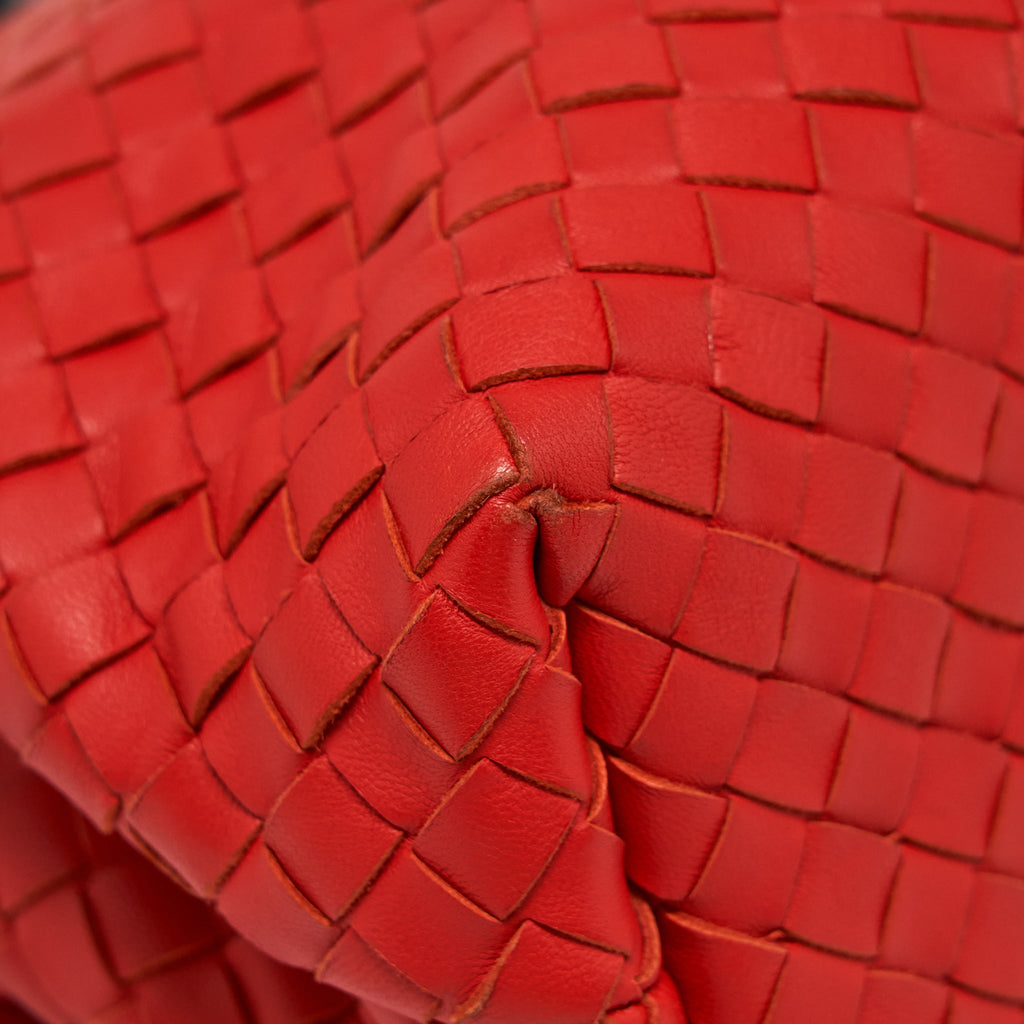BOTTEGA VENETA OLYMPIA BAG RED