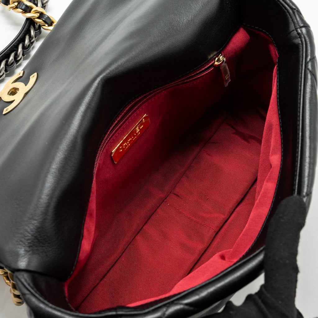 CHANEL MEDIUM 19 BAG GOATSKIN BLACK MULTICOLOUR HARDWARE
