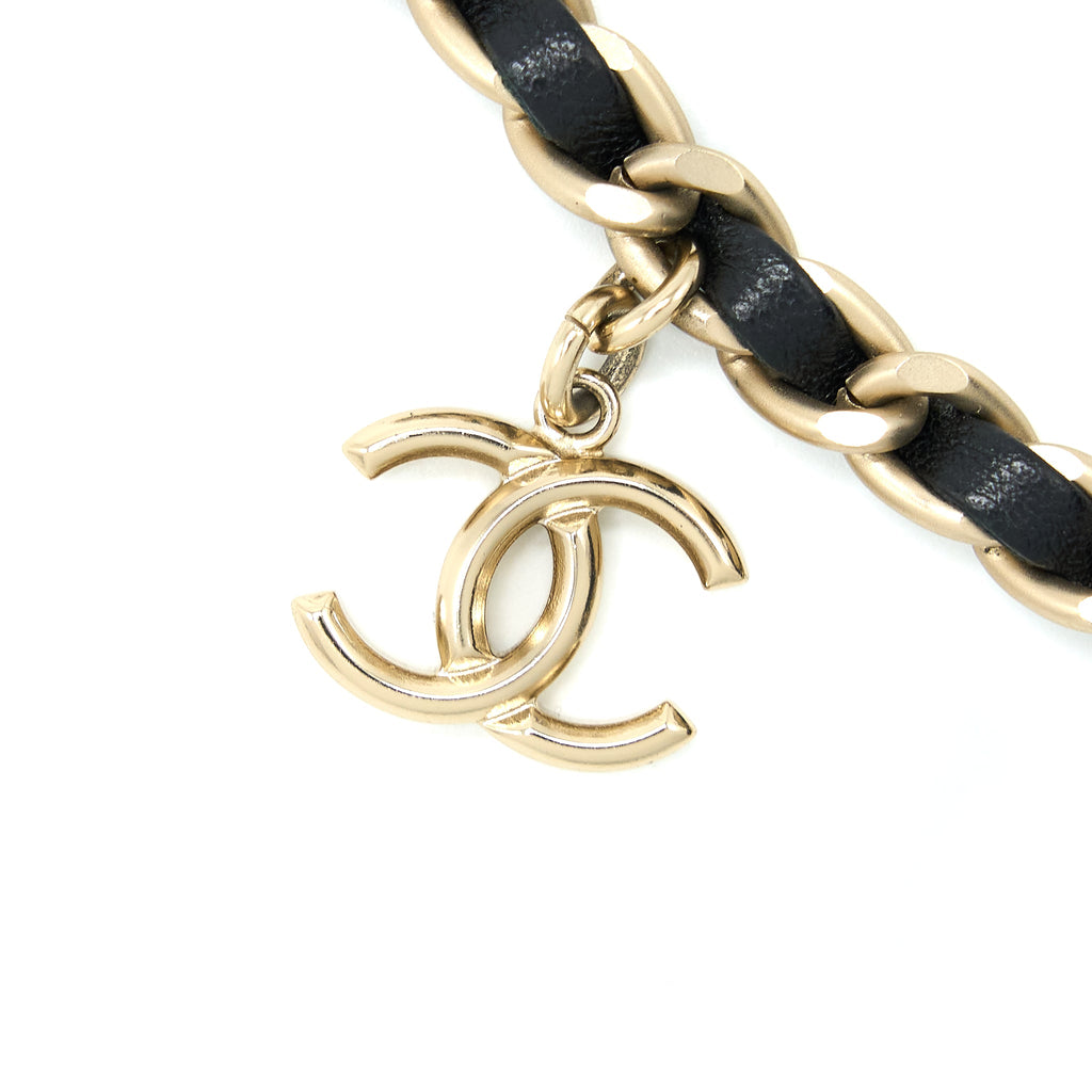 CHANEL PHONE POUCH WITH CHAIN LAMBSKIN BLACK LGHW