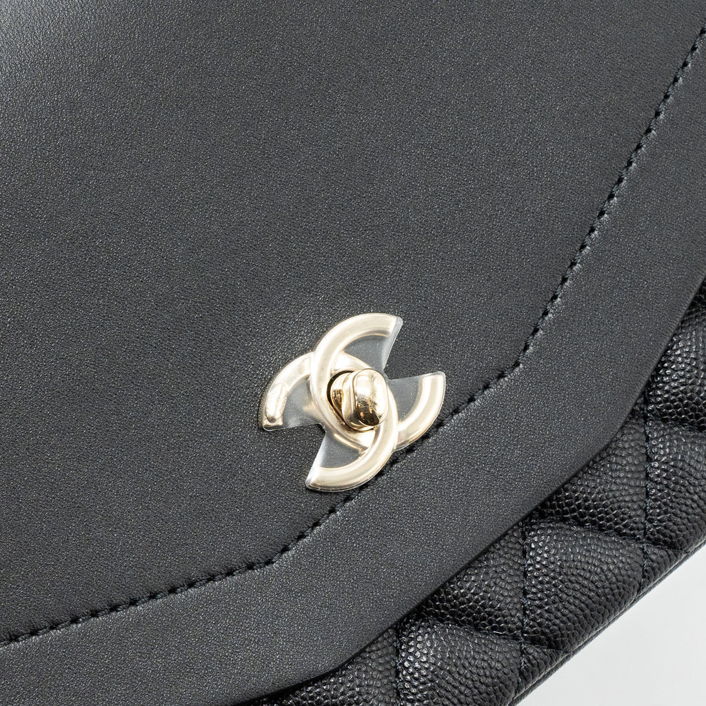 CHANEL ENVELOP FLAP BAG CAVIAR BLACK LGHW