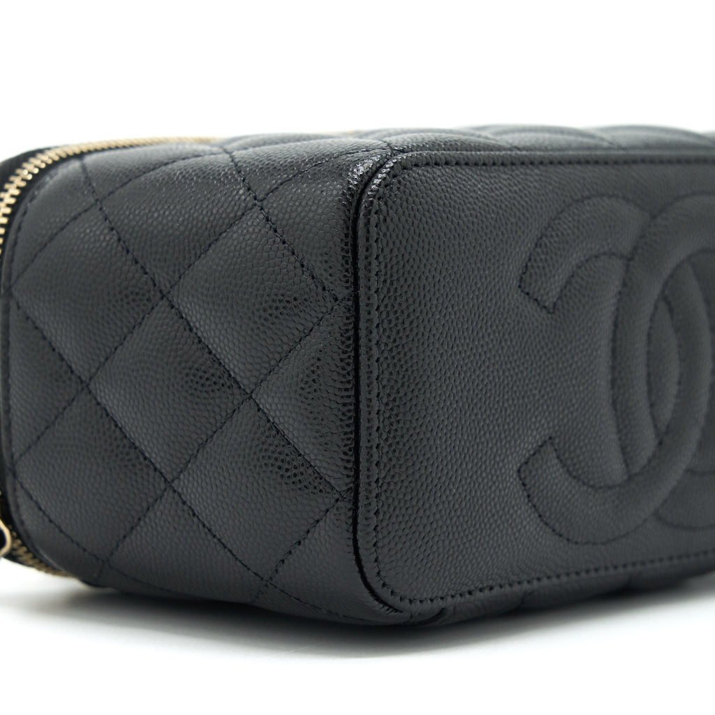 CHANEL 22S LONG VANITY WITH CHAIN CAVIAR BLACK LGHW