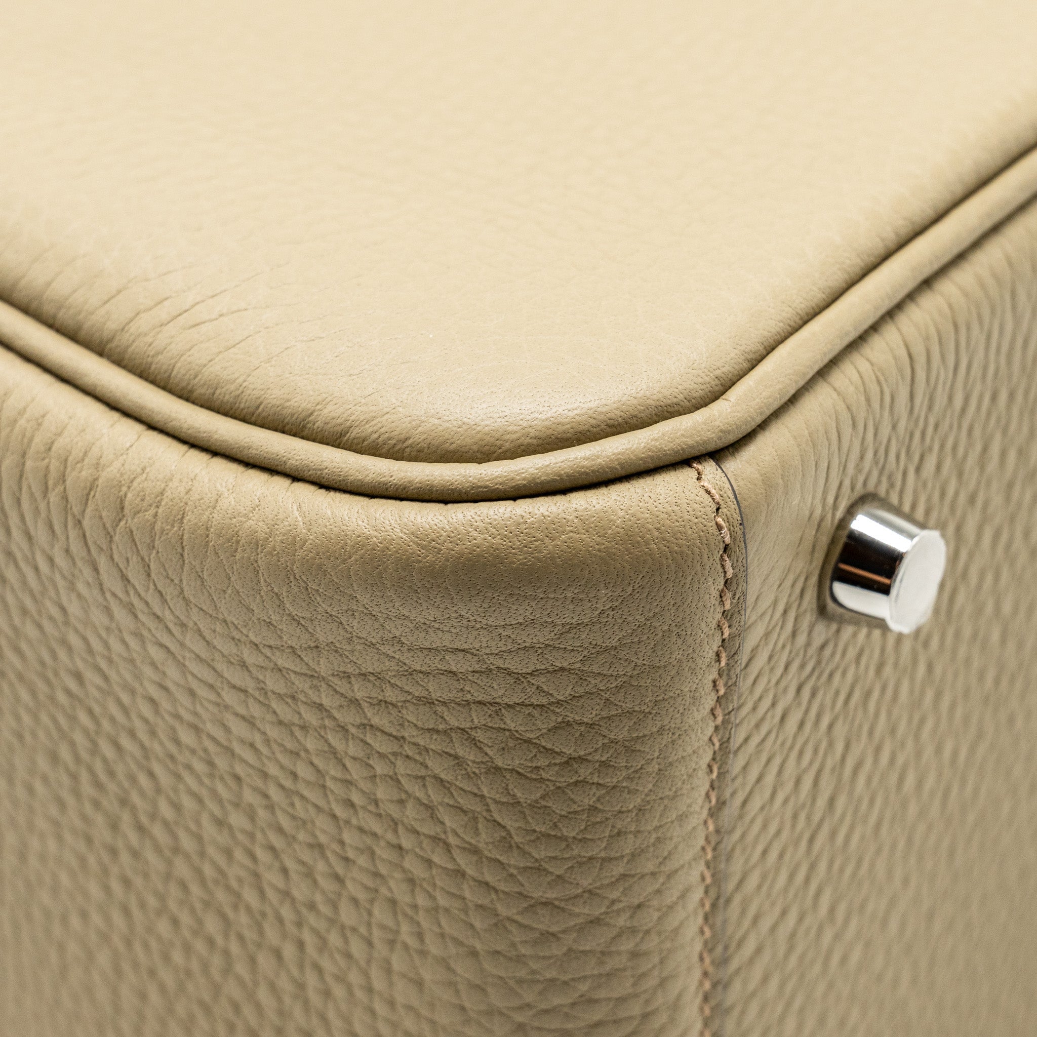 HERMES LINDY 26 CLEMENCE 8Q BEIGE MARFA SHW