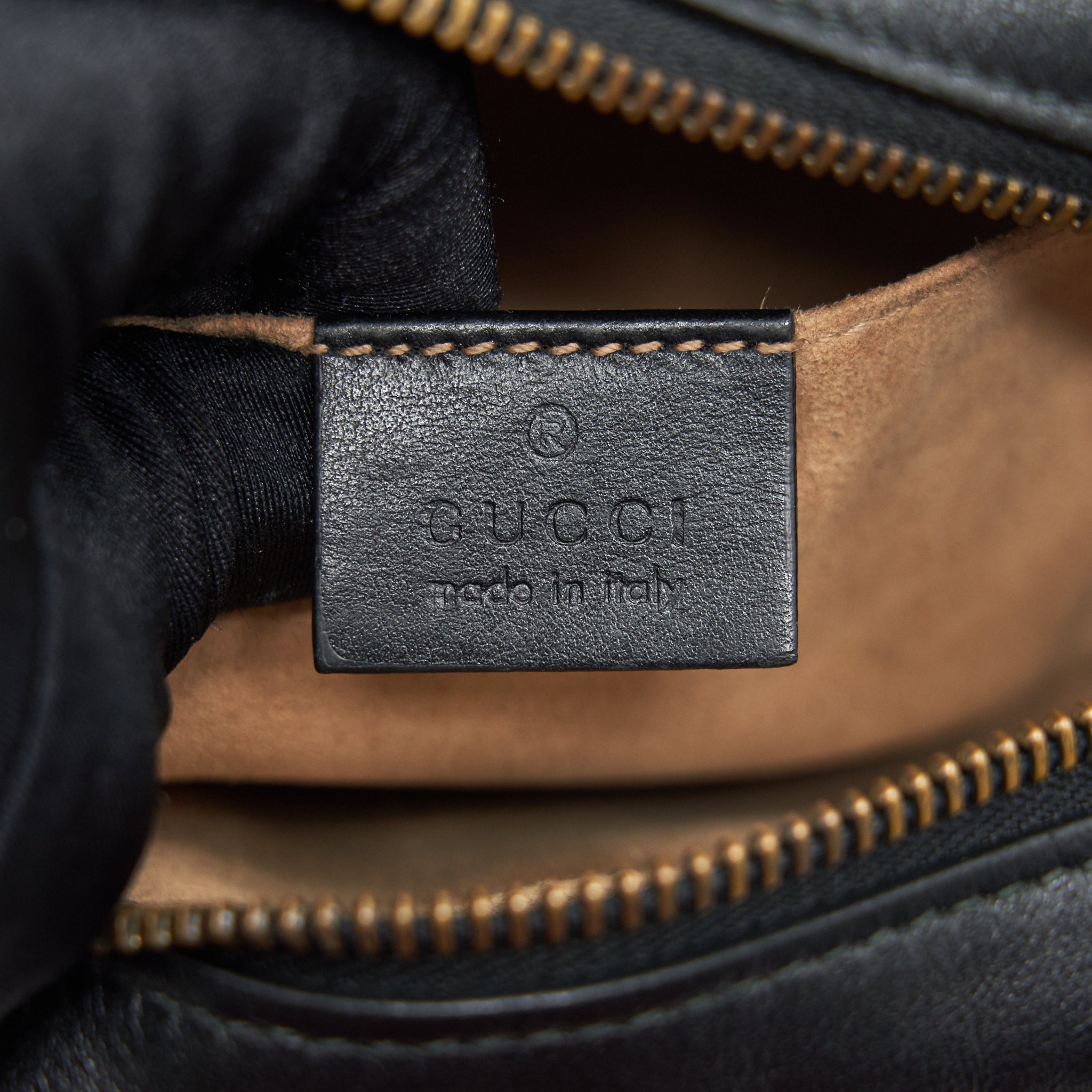 GUCCI GG MARMONT MINI CAMERA BAG BLACK GHW