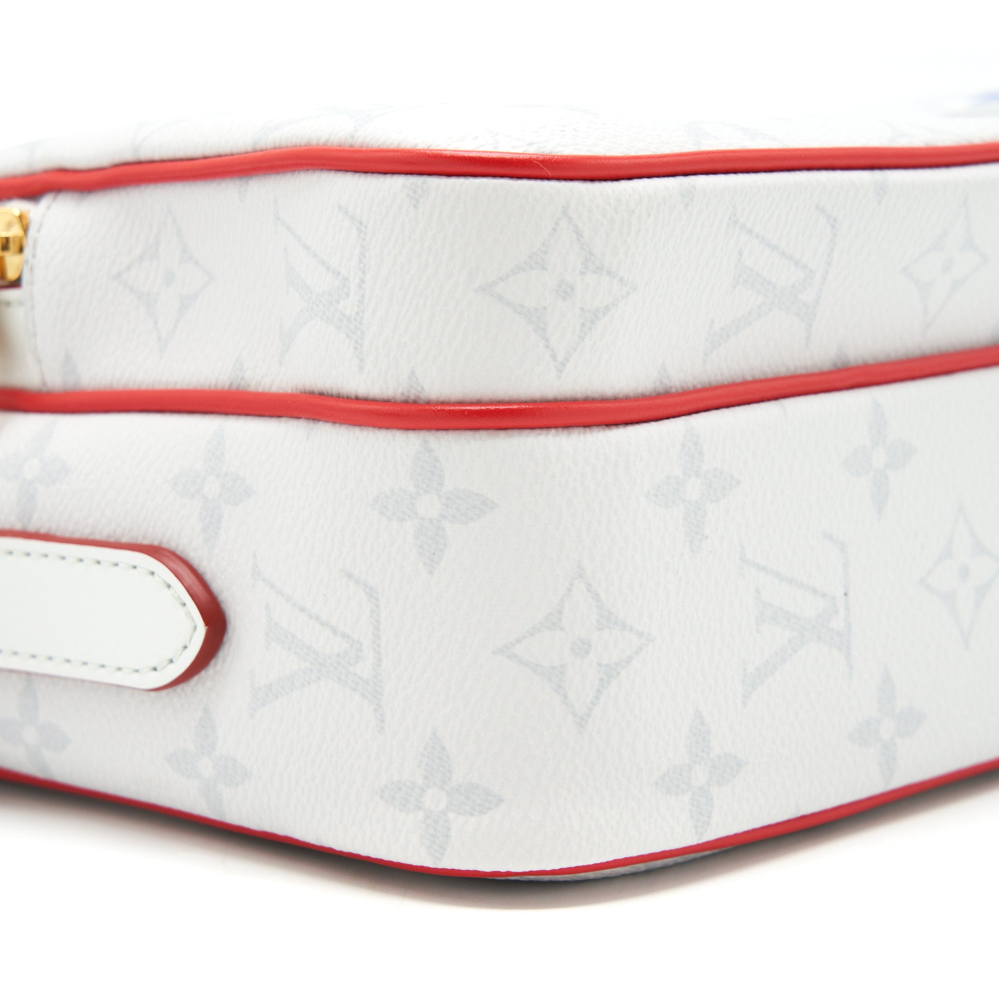 LOUIS VUITTON 2020 LV X NBA WHITE MONOGRAM NIL MESSENGER BAG