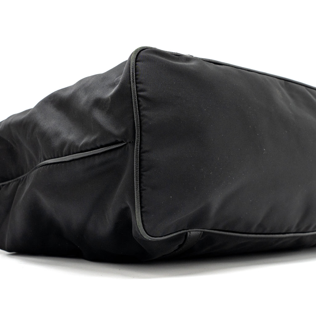 PRADA ZIP NYLON BAG BLACK GHW