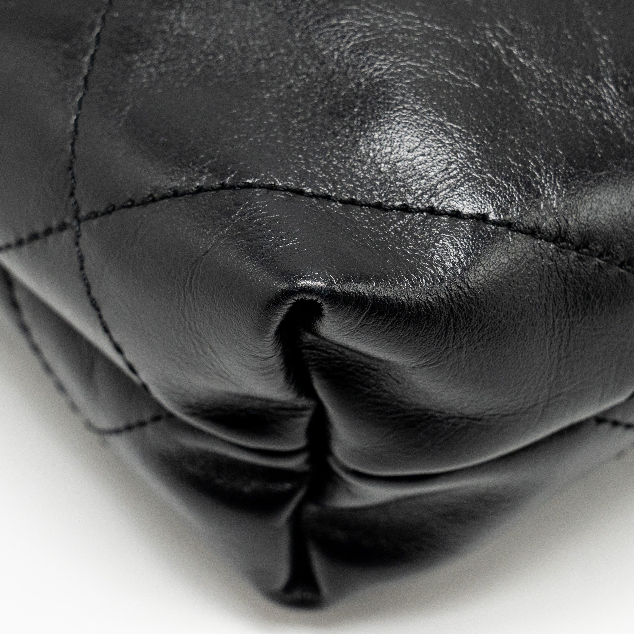 CHANEL 23K MINI 22 BAG SHINY CALFSKIN BLACK GHW (MICROCHIP)