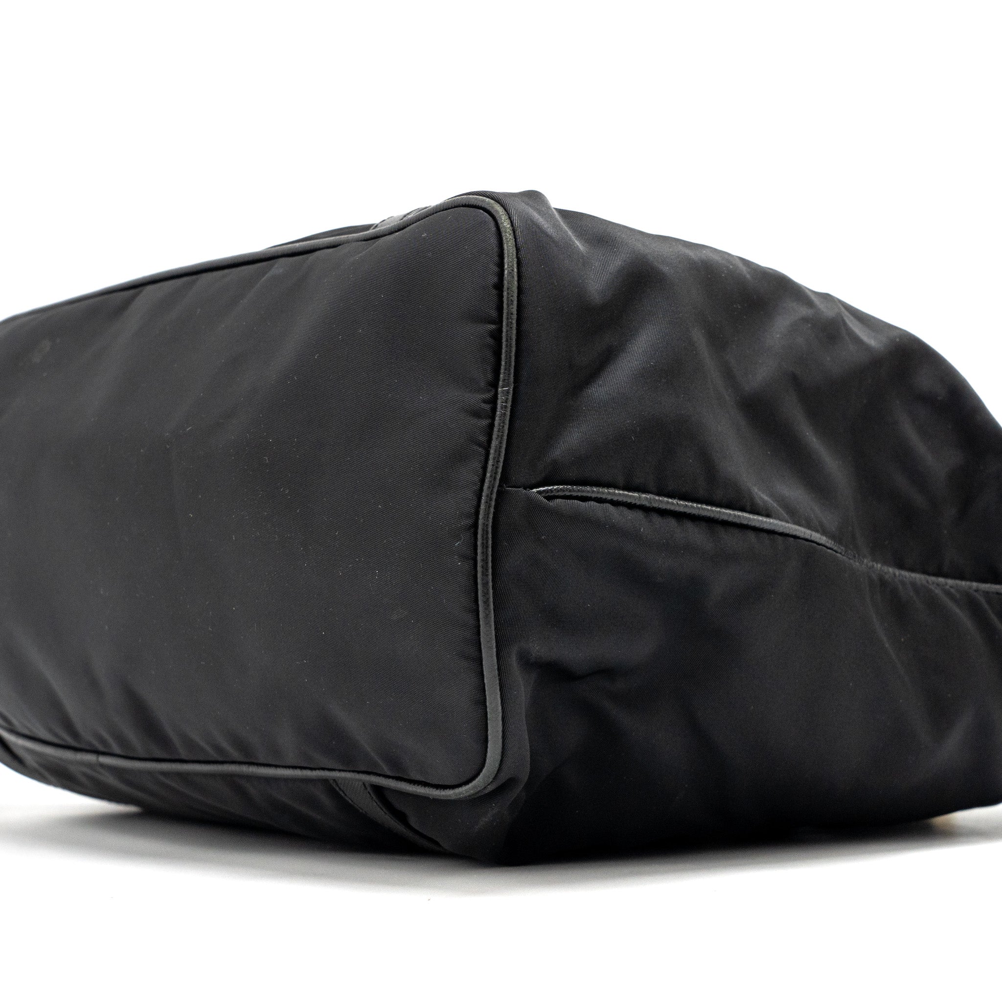 PRADA ZIP NYLON BAG BLACK GHW