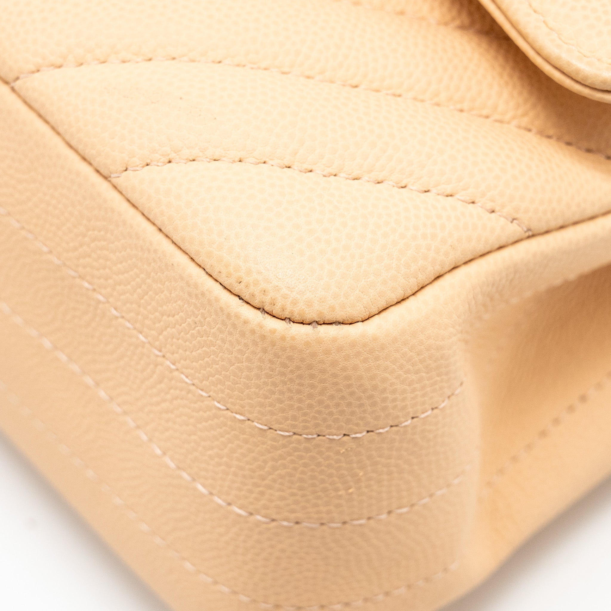 CHANEL MEDIUM CLASSIC DOUBLE FLAP BAG CHEVRON CAVIAR BEIGE LGHW