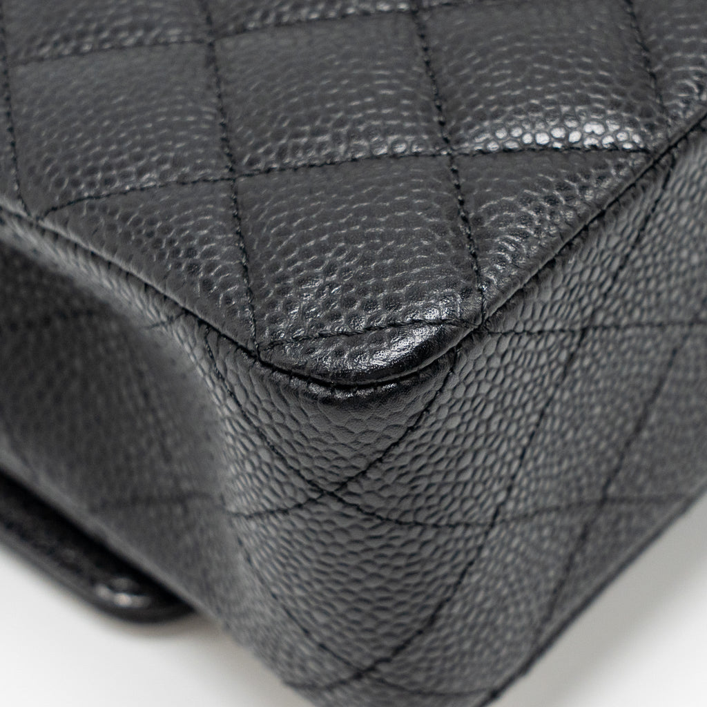 CHANEL MEDIUM CLASSIC DOUBLE FLAP BAG CAVIAR BLACK GHW