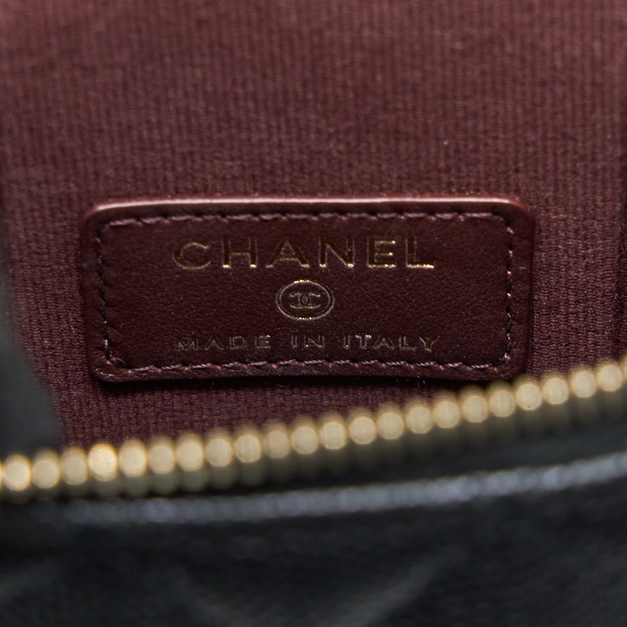 CHANEL VANITY PHONE HOLDER WITH CHAIN CAVIAR BLACK LGHW