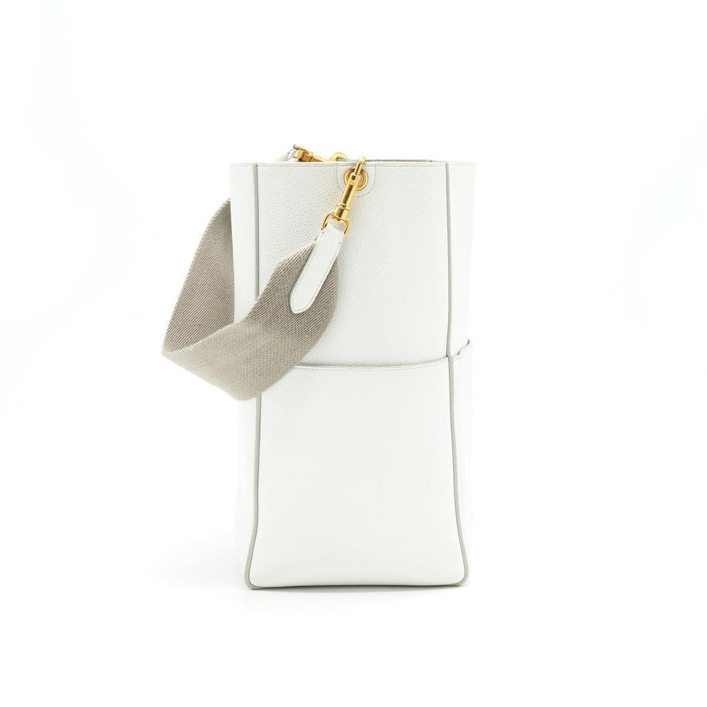 CELINE SANGLE BUCKET BAG IN WHITE