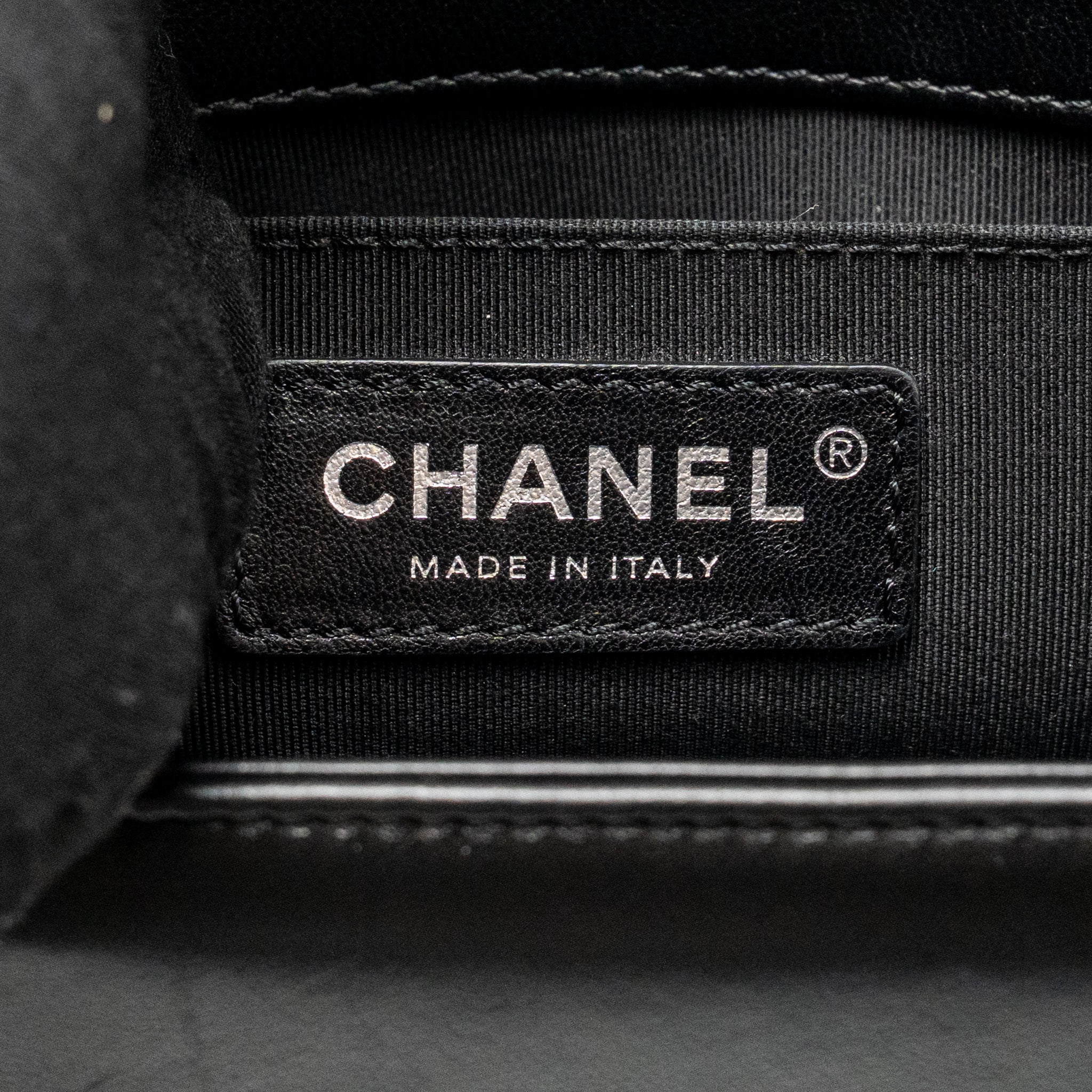 CHANEL MEDIUM BOY BAG LAMBSKIN BLACK RUTHENIUM SHW