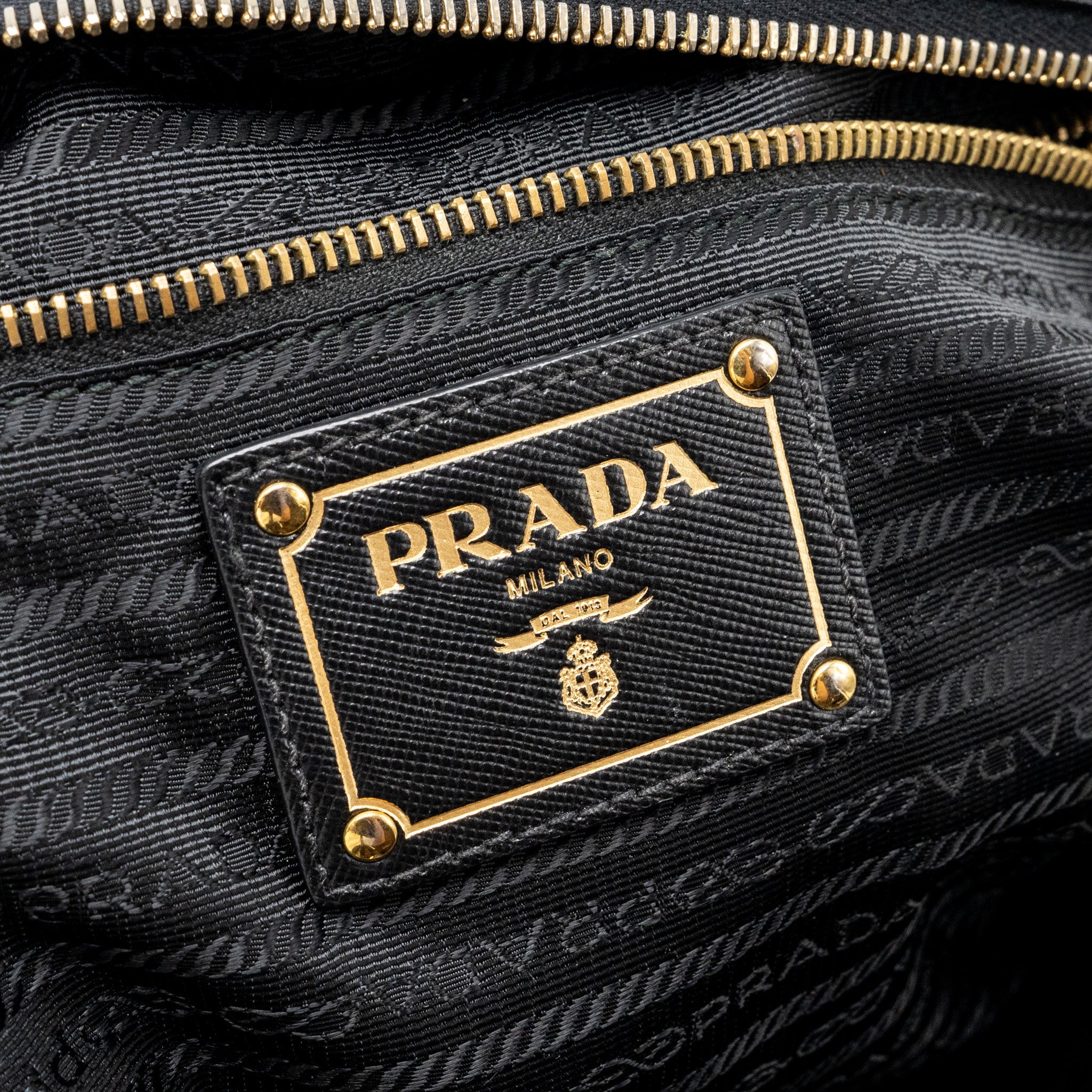 PRADA ZIP NYLON BAG BLACK GHW