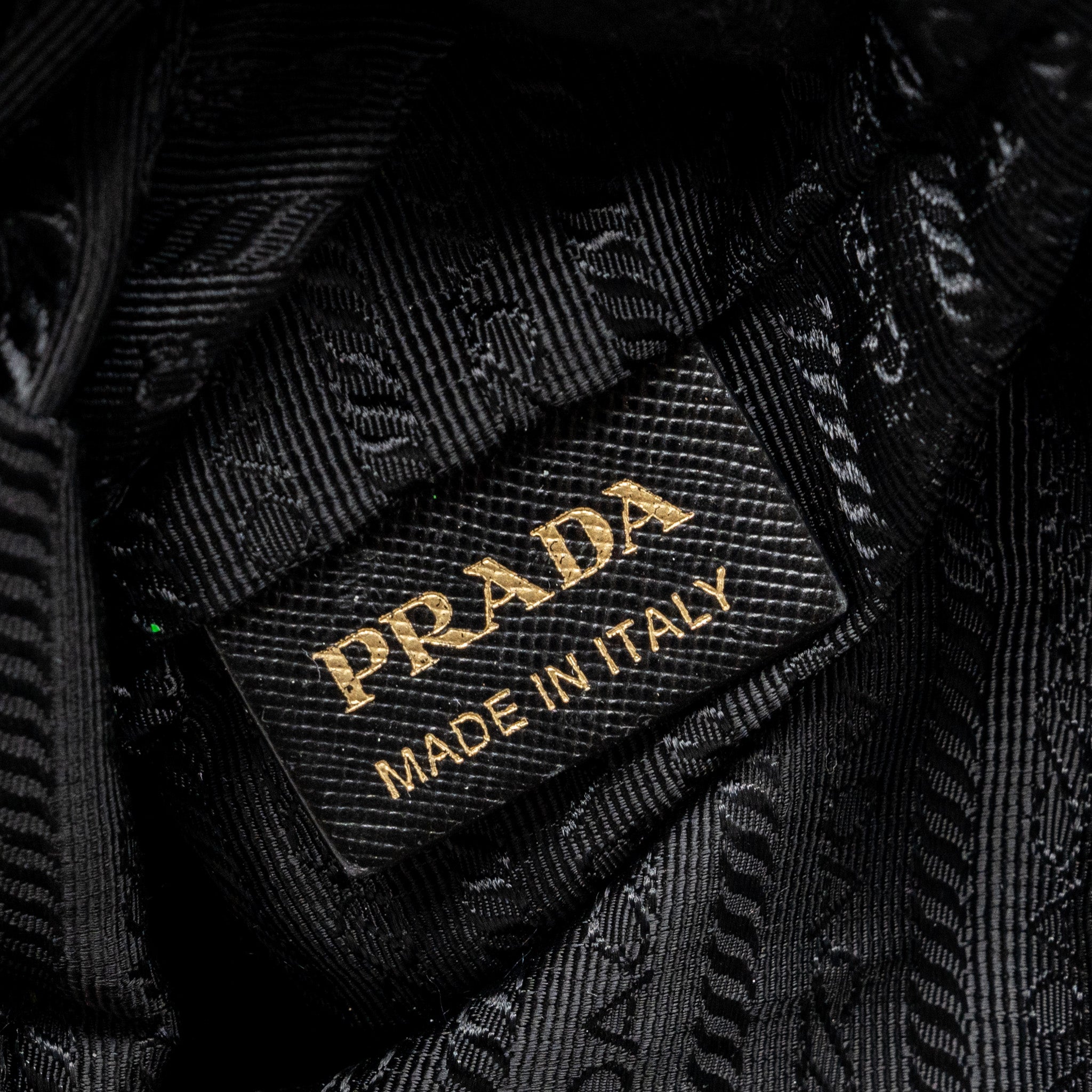 PRADA ZIP NYLON BAG BLACK GHW