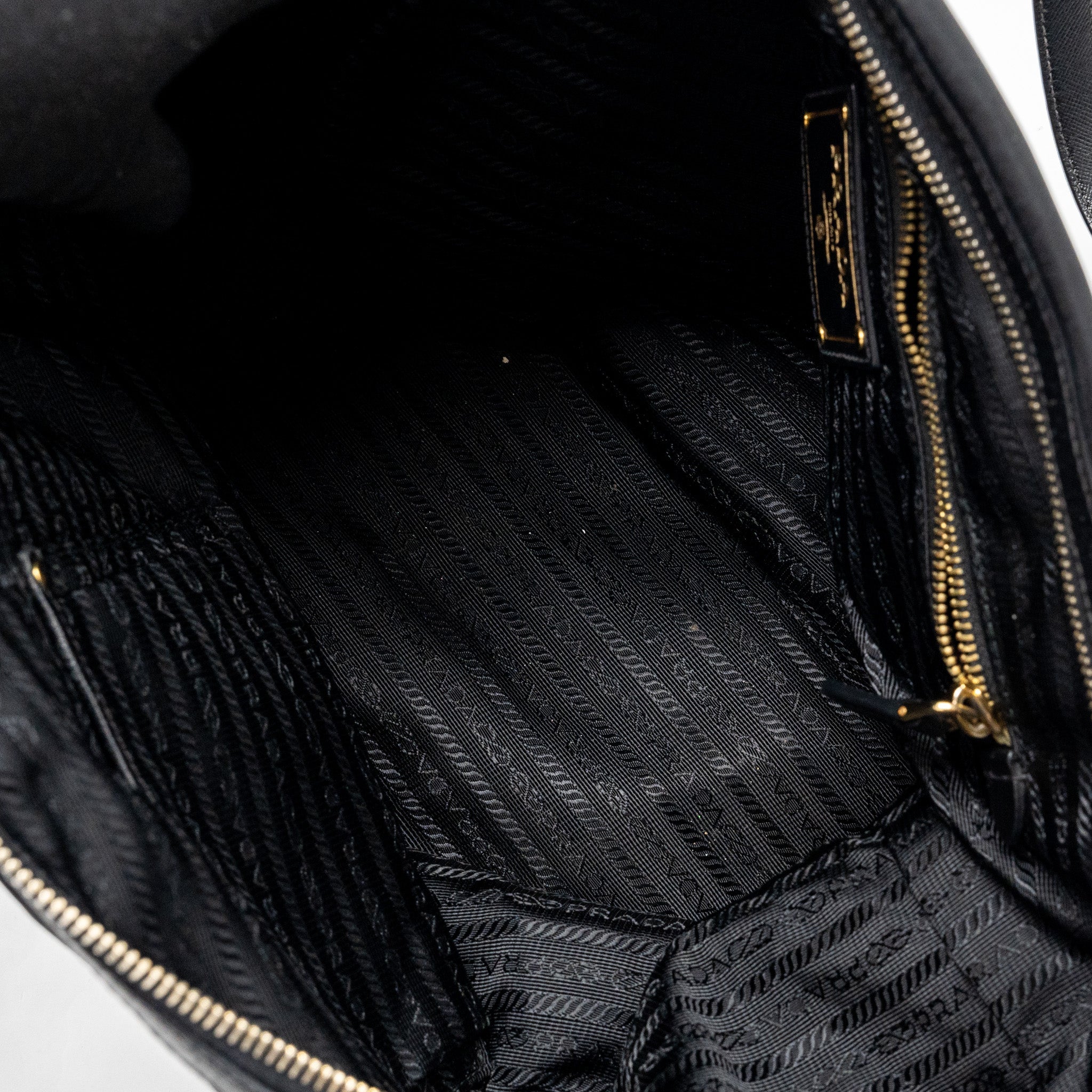 PRADA ZIP NYLON BAG BLACK GHW