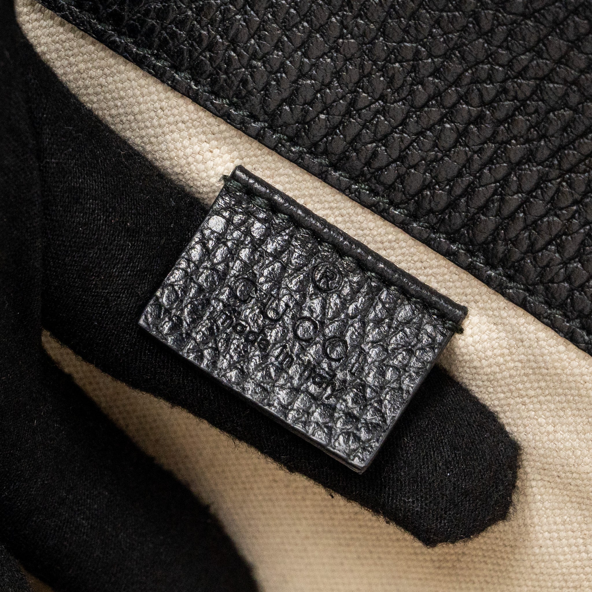 GUCCI DIONYSUS SHOULDER BAG CALFSKIN BLACK RUTHENIUM HARDWARE