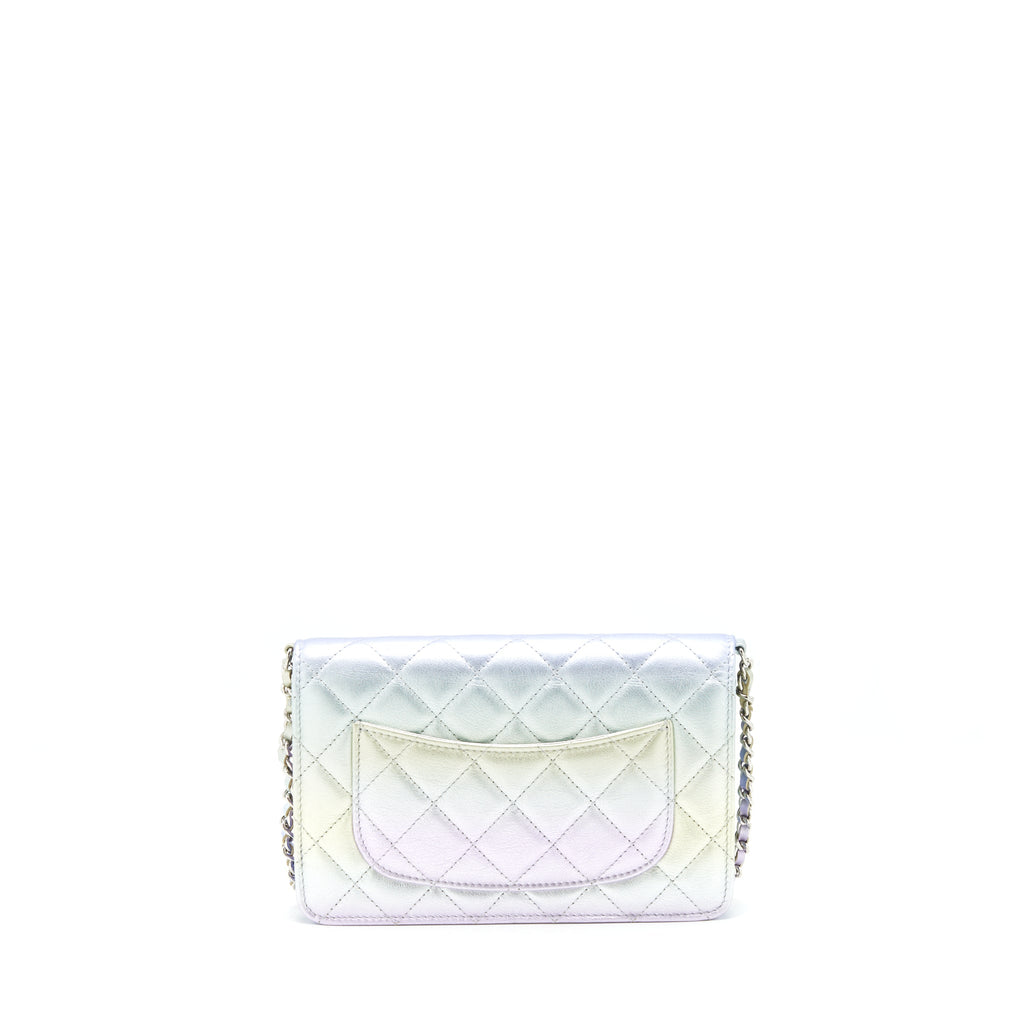 CHANEL 21K WALLET ON CHAIN LAMBSKIN IRIDESCENT MULTICOLOUR HARDWARE