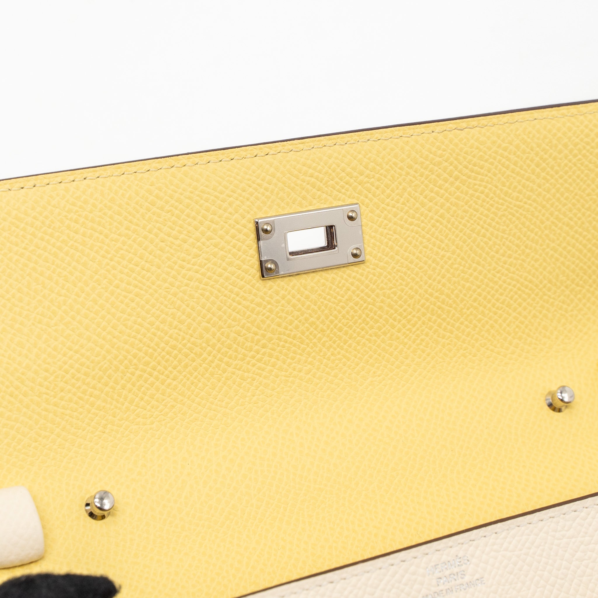 HERMES CLASSIC KELLY TO GO EPSOM NATA / JAUNE POUSSIN SHW