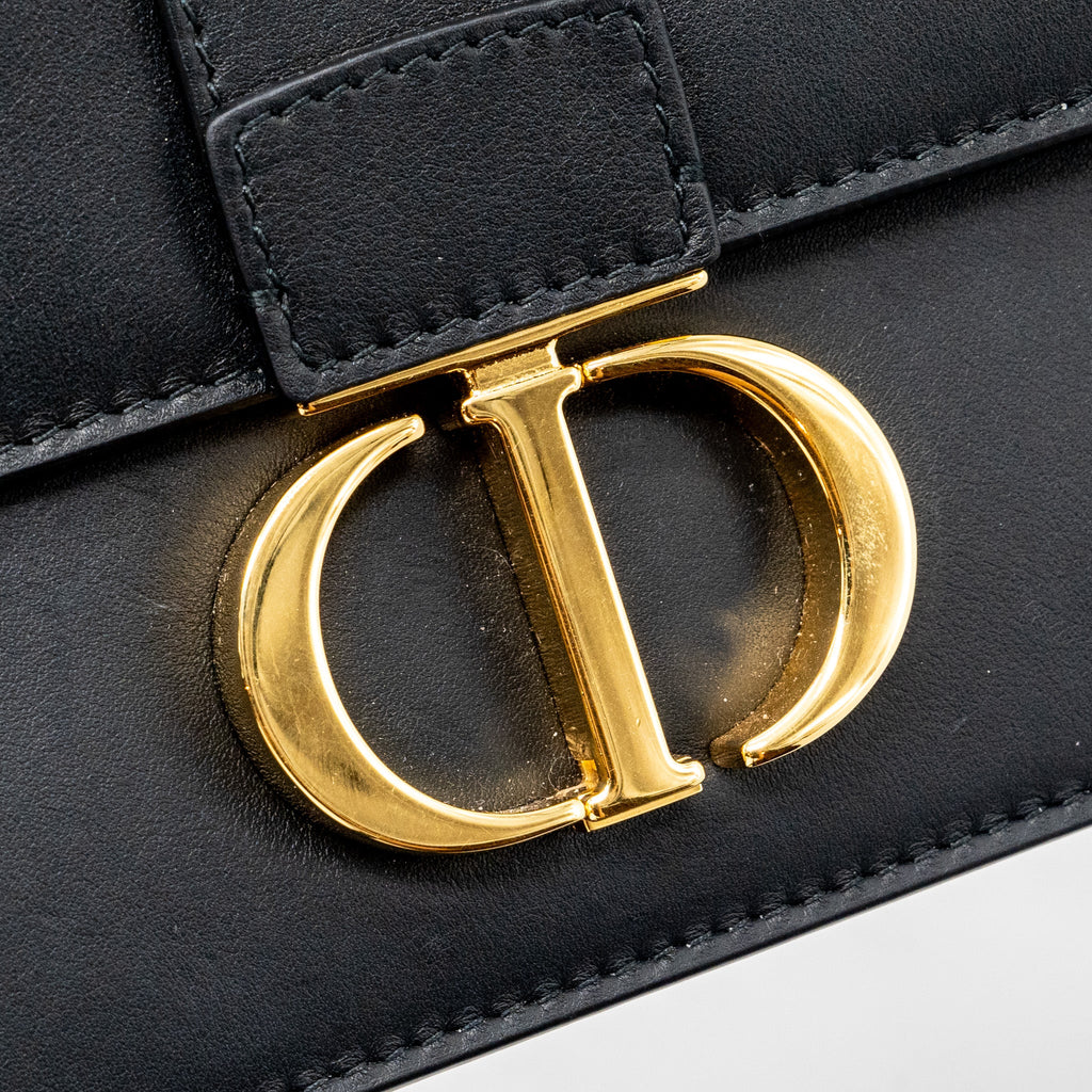 DIOR 30 MONTAIGNE EAST-WEST BAG WITH CHAIN CALFSKIN BLACK GHW
