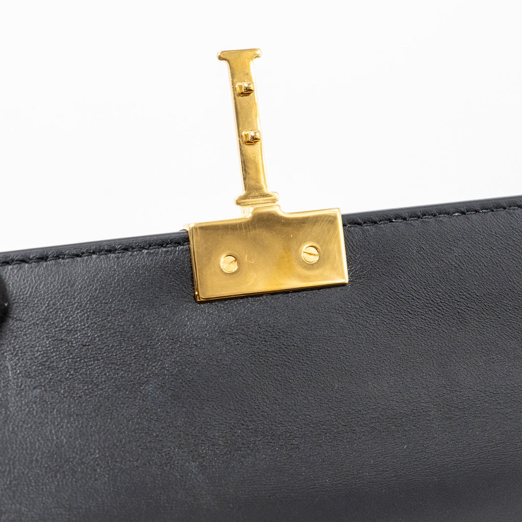DIOR 30 MONTAIGNE EAST-WEST BAG WITH CHAIN CALFSKIN BLACK GHW