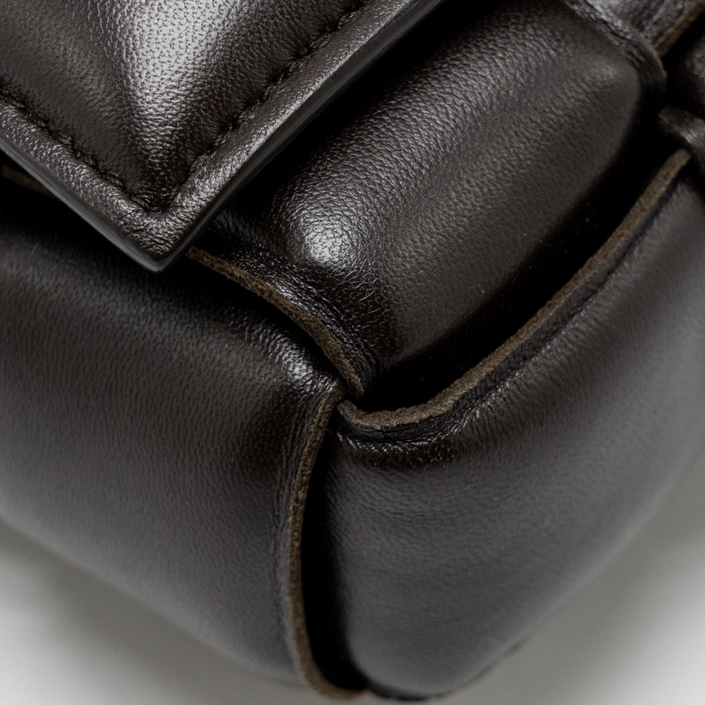 BOTTEGA VENETA PADDED CASSETTE LAMBSKIN BROWN GHW