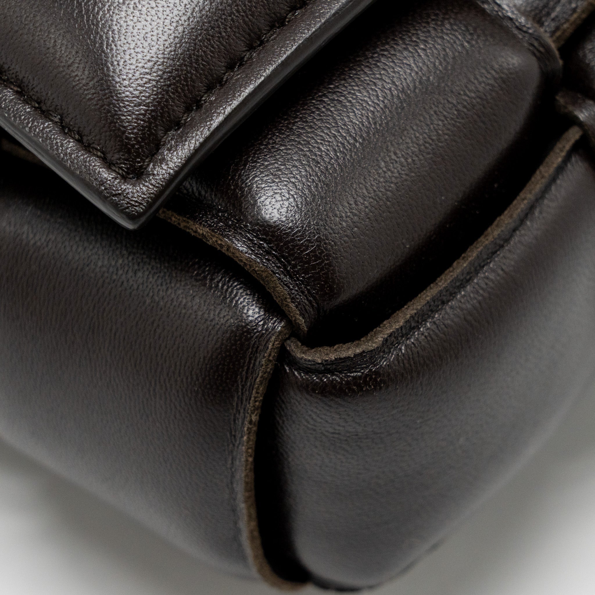 BOTTEGA VENETA PADDED CASSETTE LAMBSKIN BROWN GHW