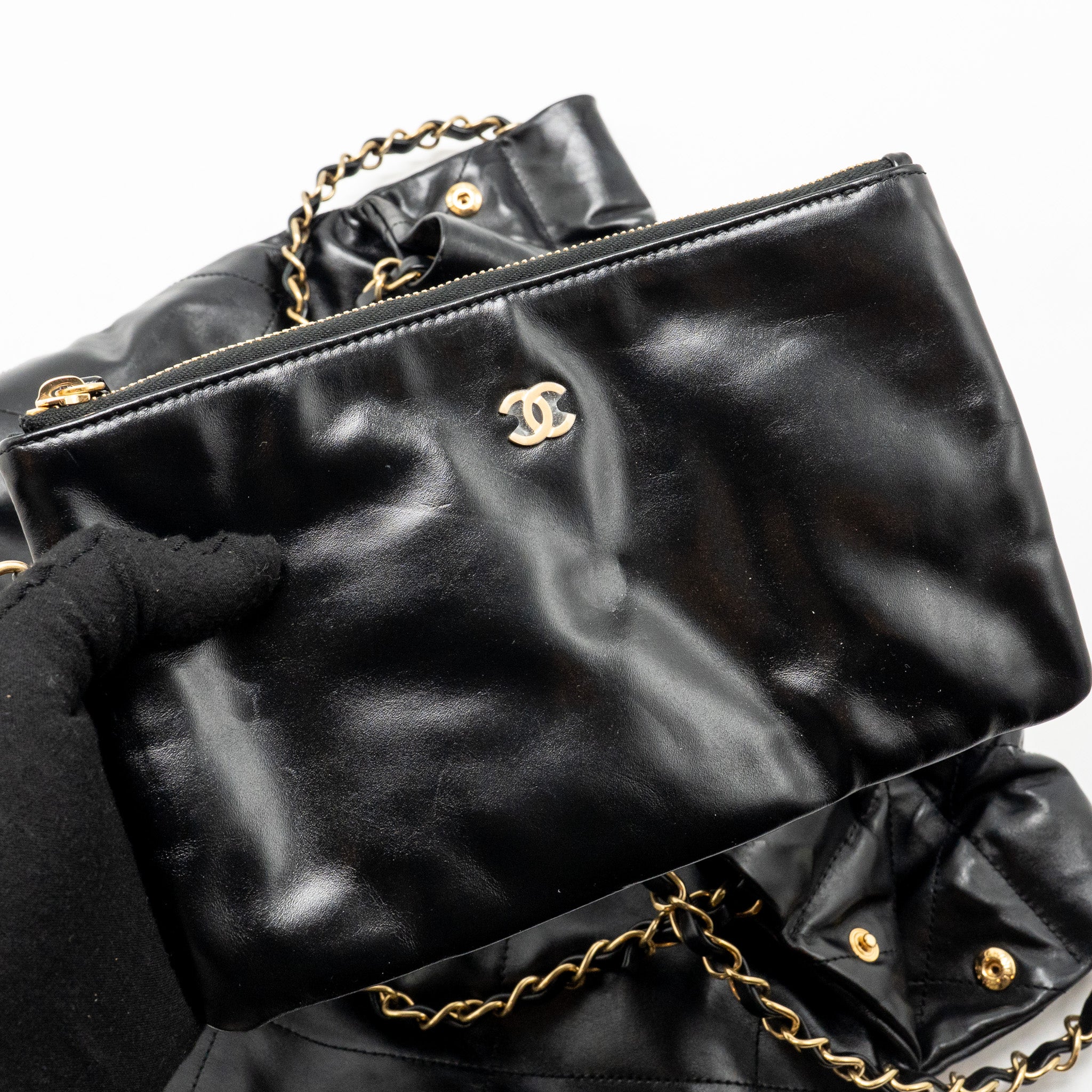 CHANEL SMALL 22 BAG SHINY CALFSKIN BLACK GHW (MICROCHIP)