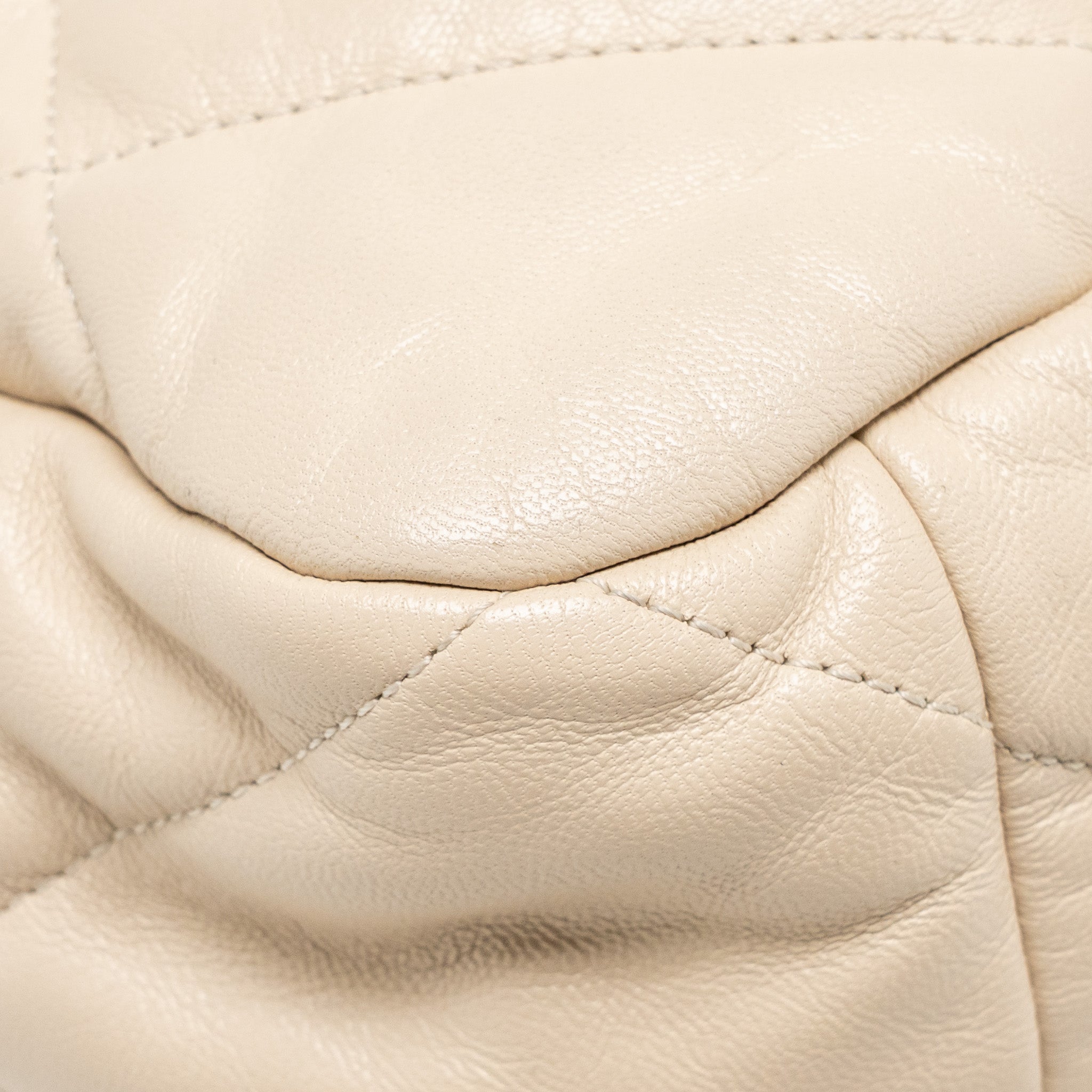 CHANEL MAXI 19 BAG GOATSKIN BEIGE MULTICOLOR HARDWARE