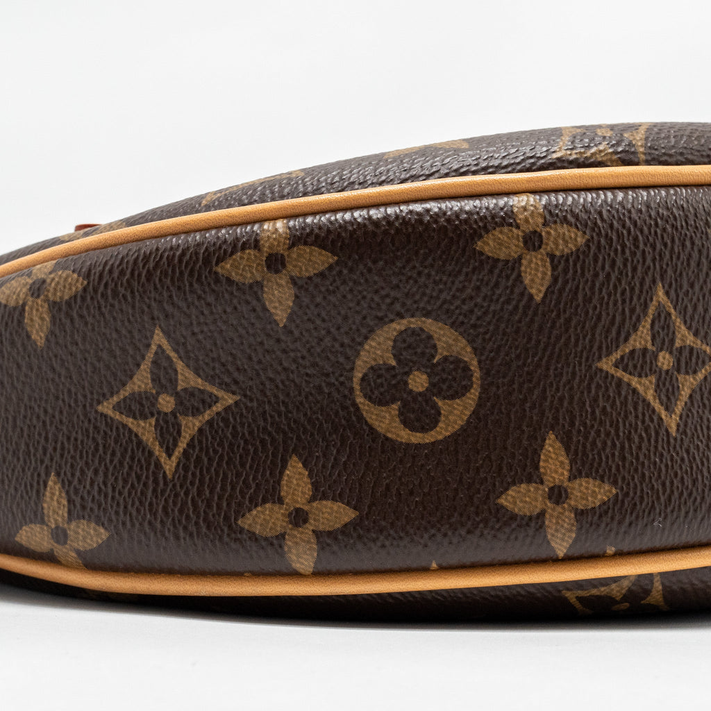 LOUIS VUITTON HALF-MOON LOOP BAG MONOGRAM CANVAS GHW