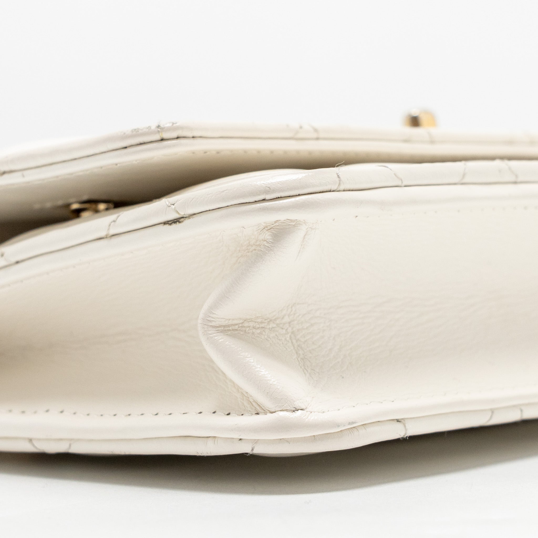 CHANEL TOP HANDLE WALLET WITH CHAIN CALFSKIN WHITE GHW (MICROCHIP)