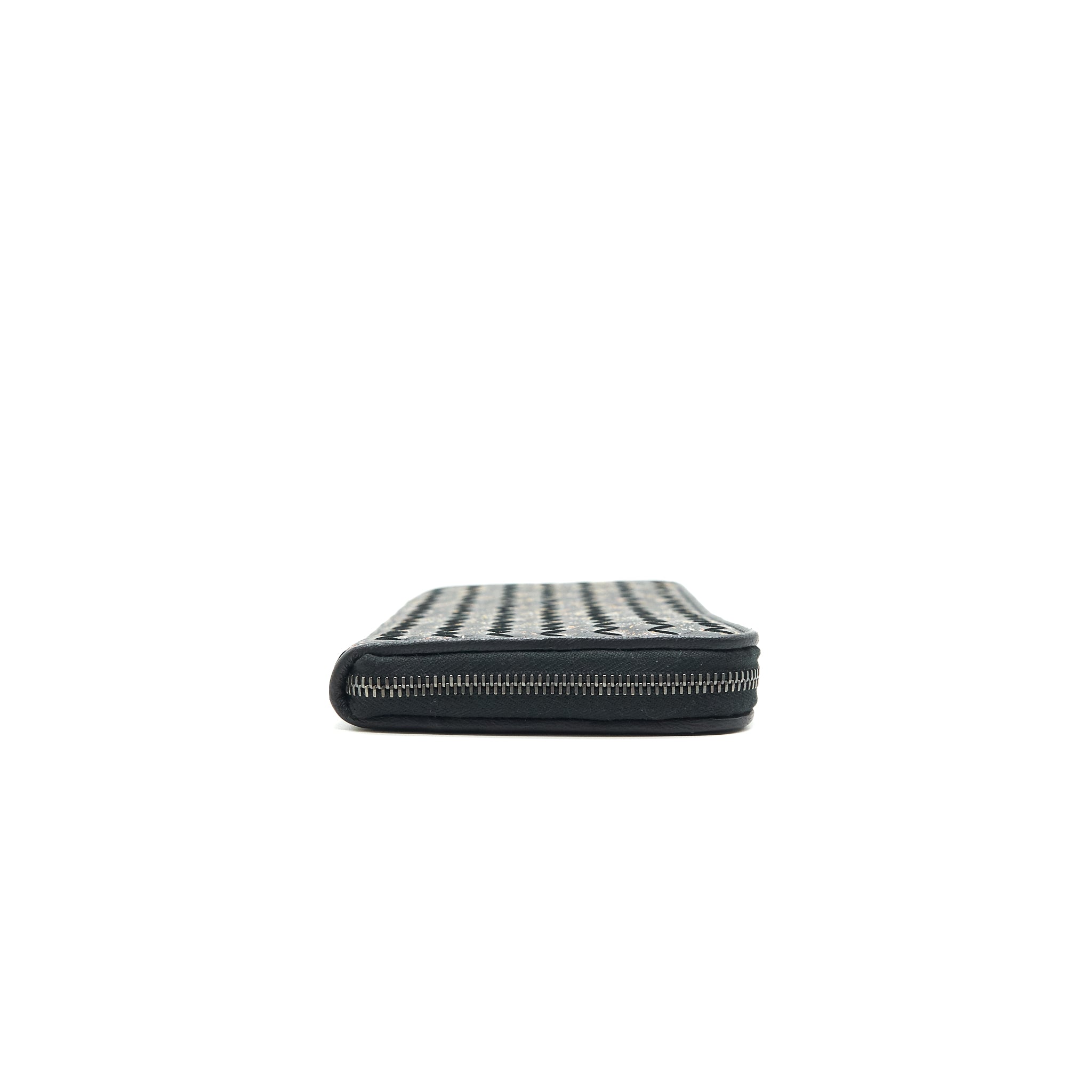 BOTTEGA VENETA MENS ZIP-AROUND WALLET BLACK