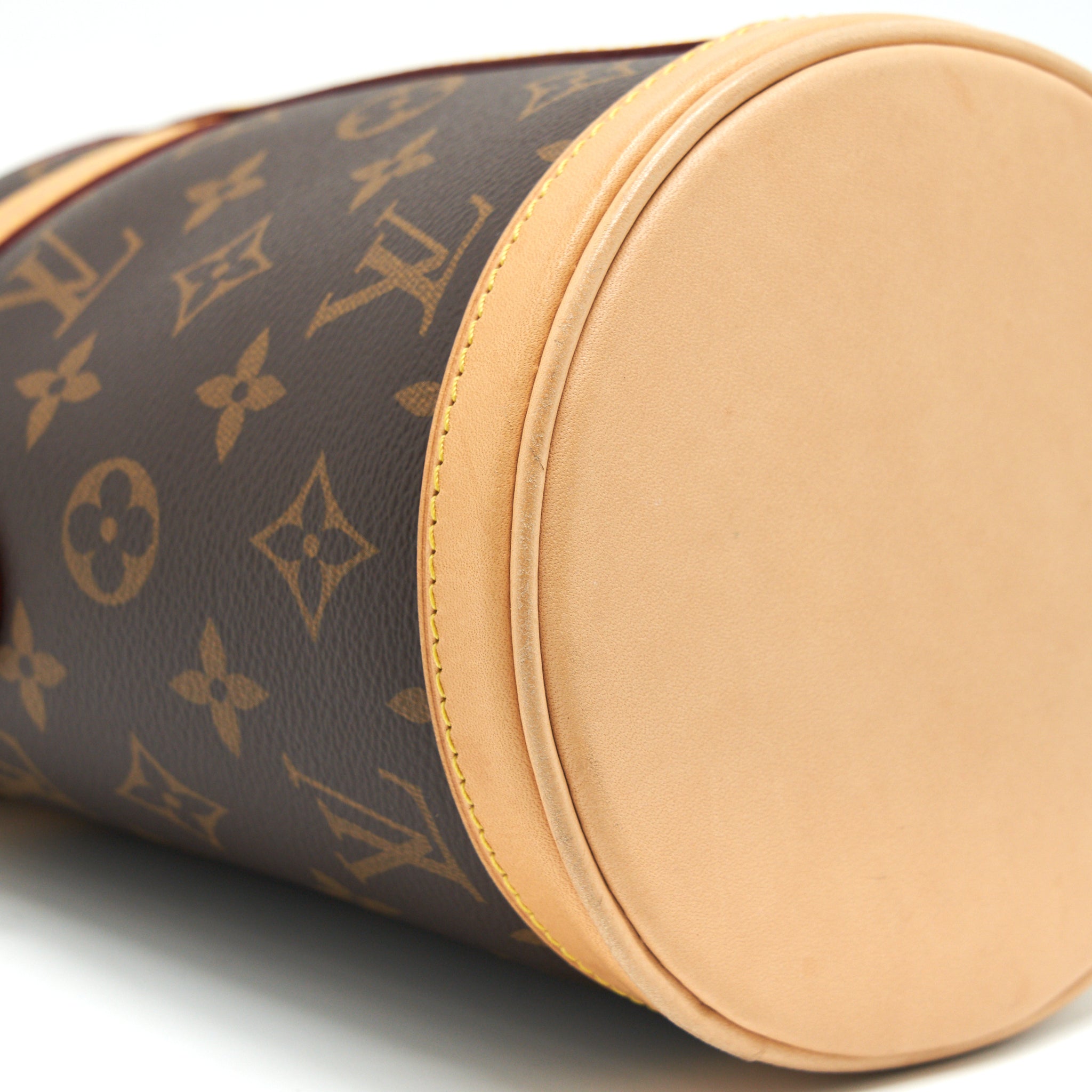 LOUIS VUITTON DUFFLE BAG