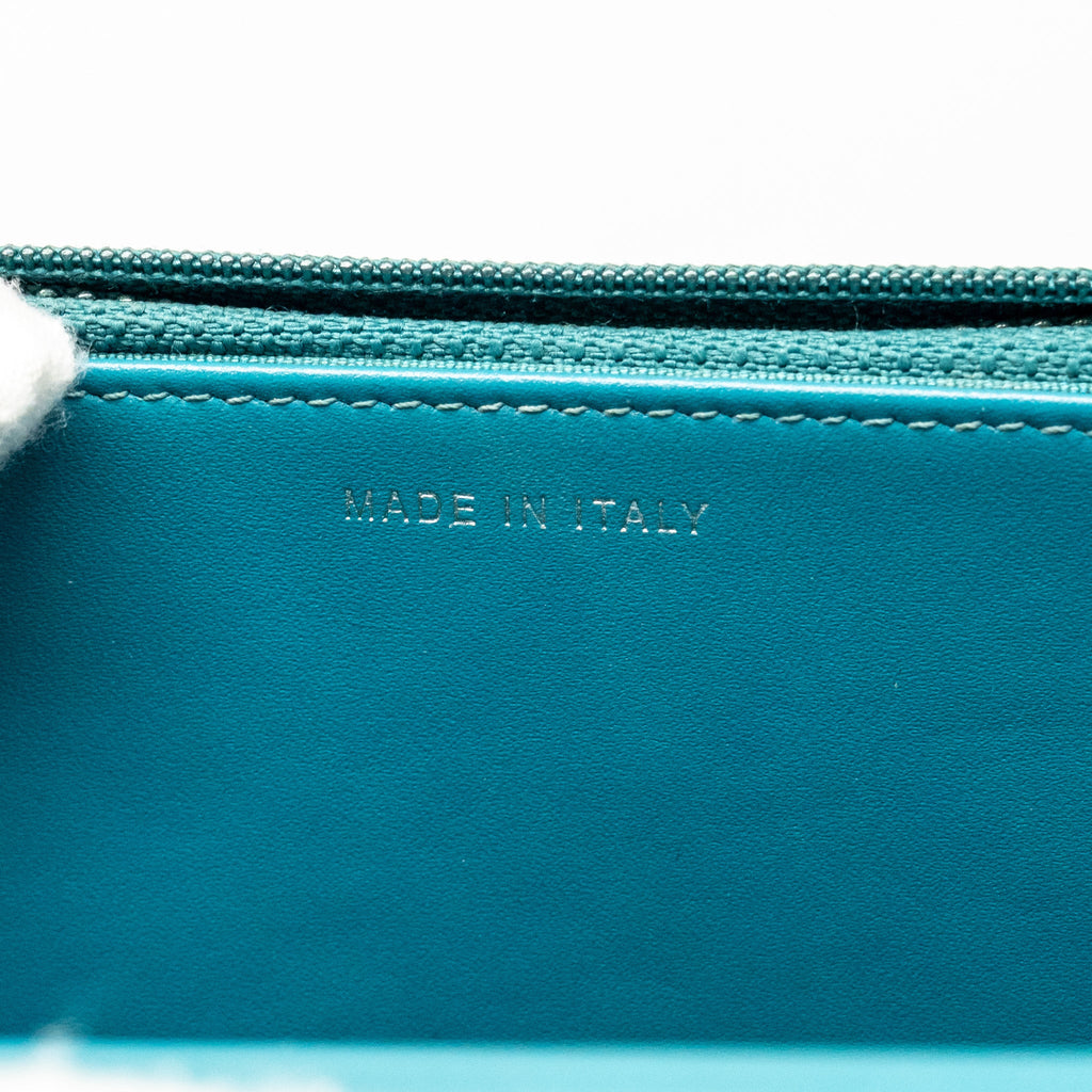 CHANEL BOY WALLET ON CHAIN PATENT GREEN SHW