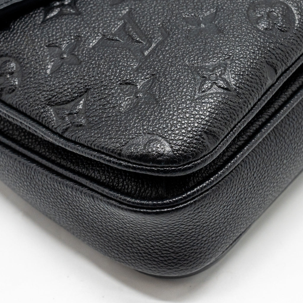 LOUIS VUITTON POCHETTE METIS MONOGRAM EMPREINTE BLACK GHW