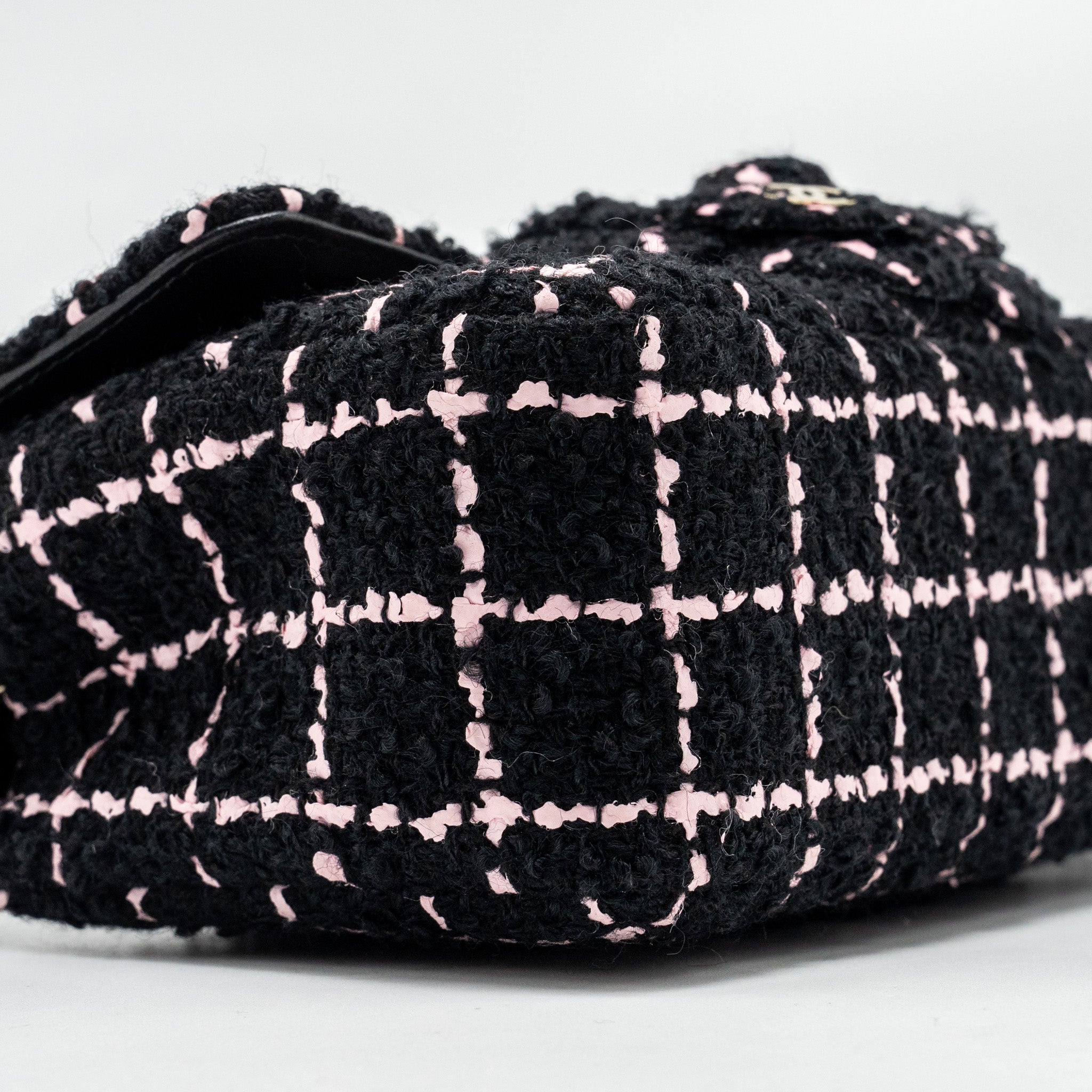 CHANEL 23K FLOWER BOMB MINI RECTANGULAR FLAP BAG TWEED BLACK/PINK LGHW (MICROCHIP)