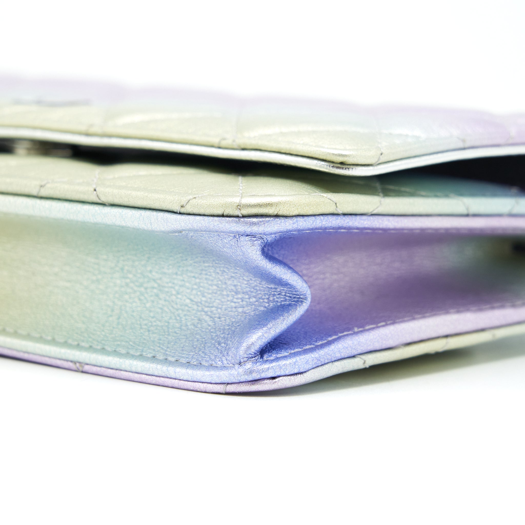 CHANEL 21K WALLET ON CHAIN LAMBSKIN IRIDESCENT MULTICOLOUR HARDWARE