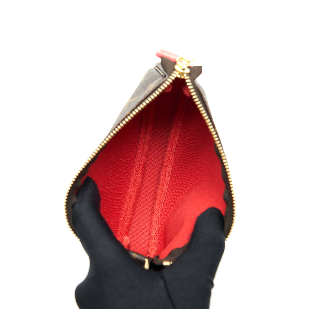 LOUIS VUITTON MINI POCHETTE LONDON CHRISTMAS ANIMATION 2021