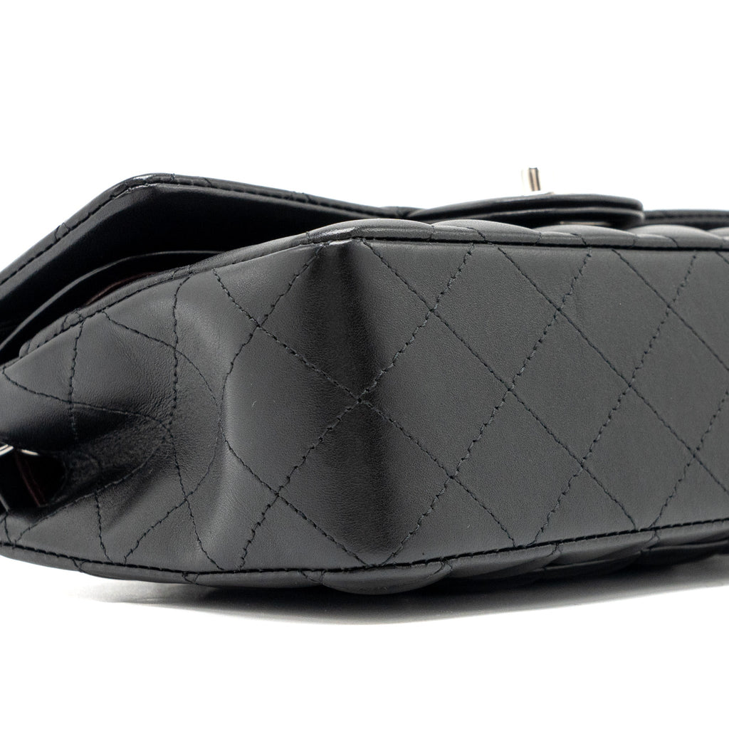 CHANEL SMALL CLASSIC DOUBLE FLAP BAG LAMBSKIN BLACK SHW (MICROCHIP)