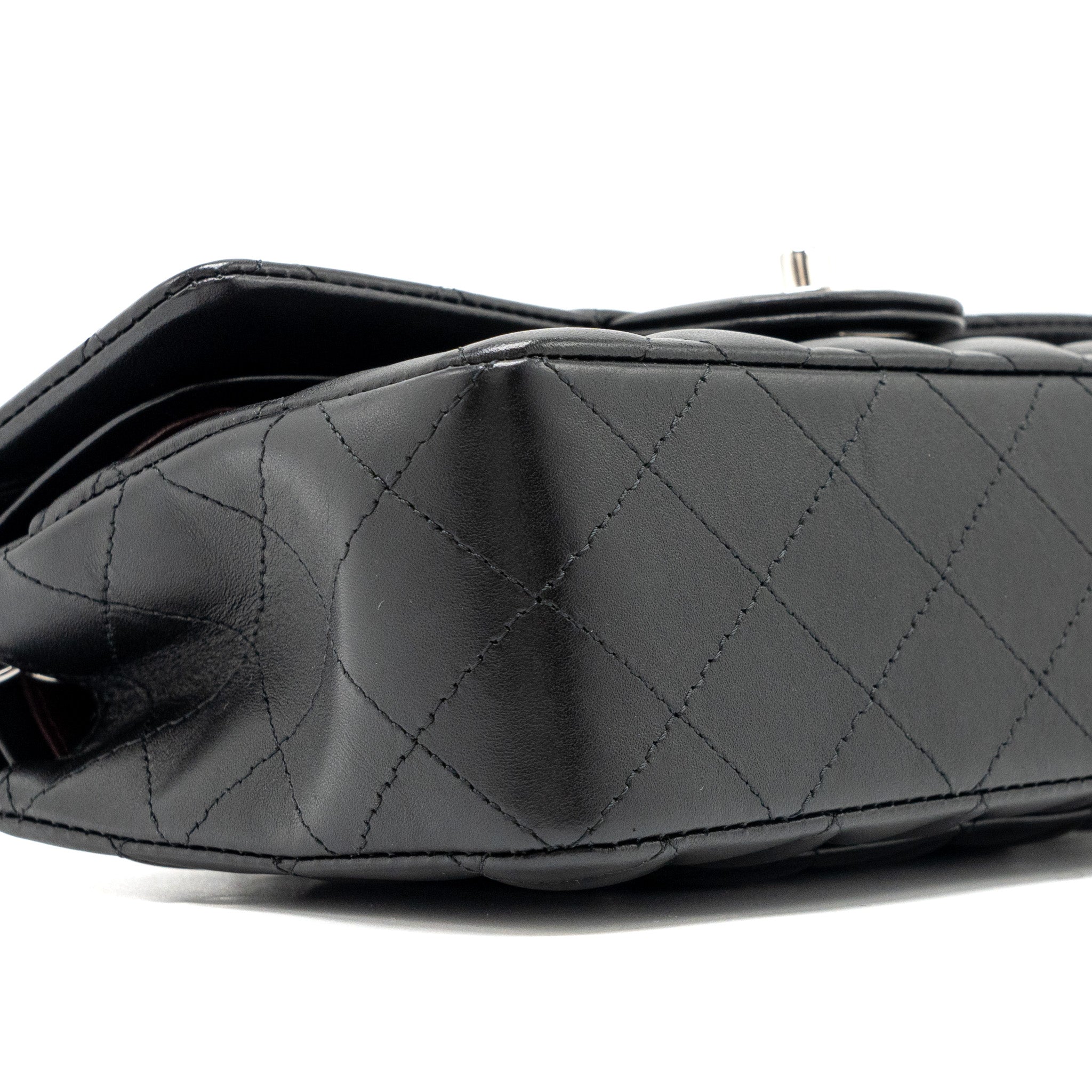 CHANEL SMALL CLASSIC DOUBLE FLAP BAG LAMBSKIN BLACK SHW (MICROCHIP)