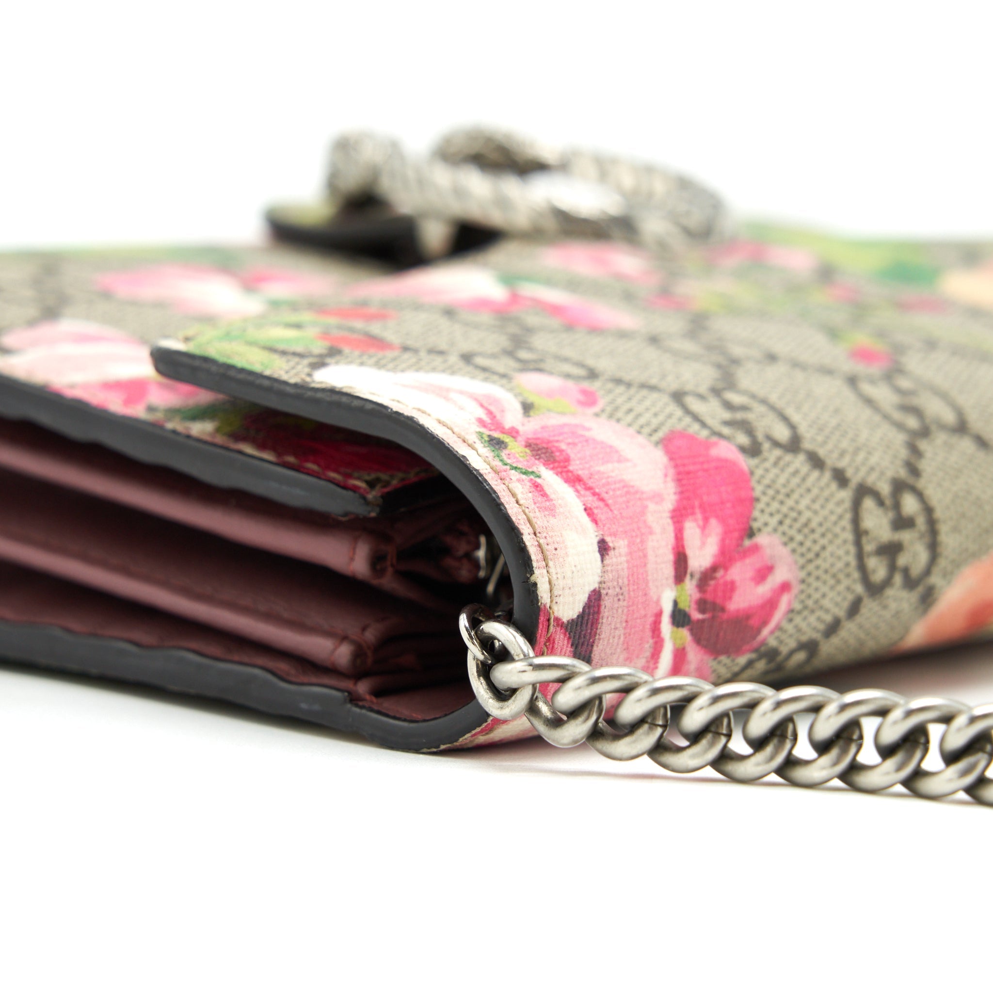 GUCCI BLOSSOM GG SUPREME CHAIN WALLET SHW