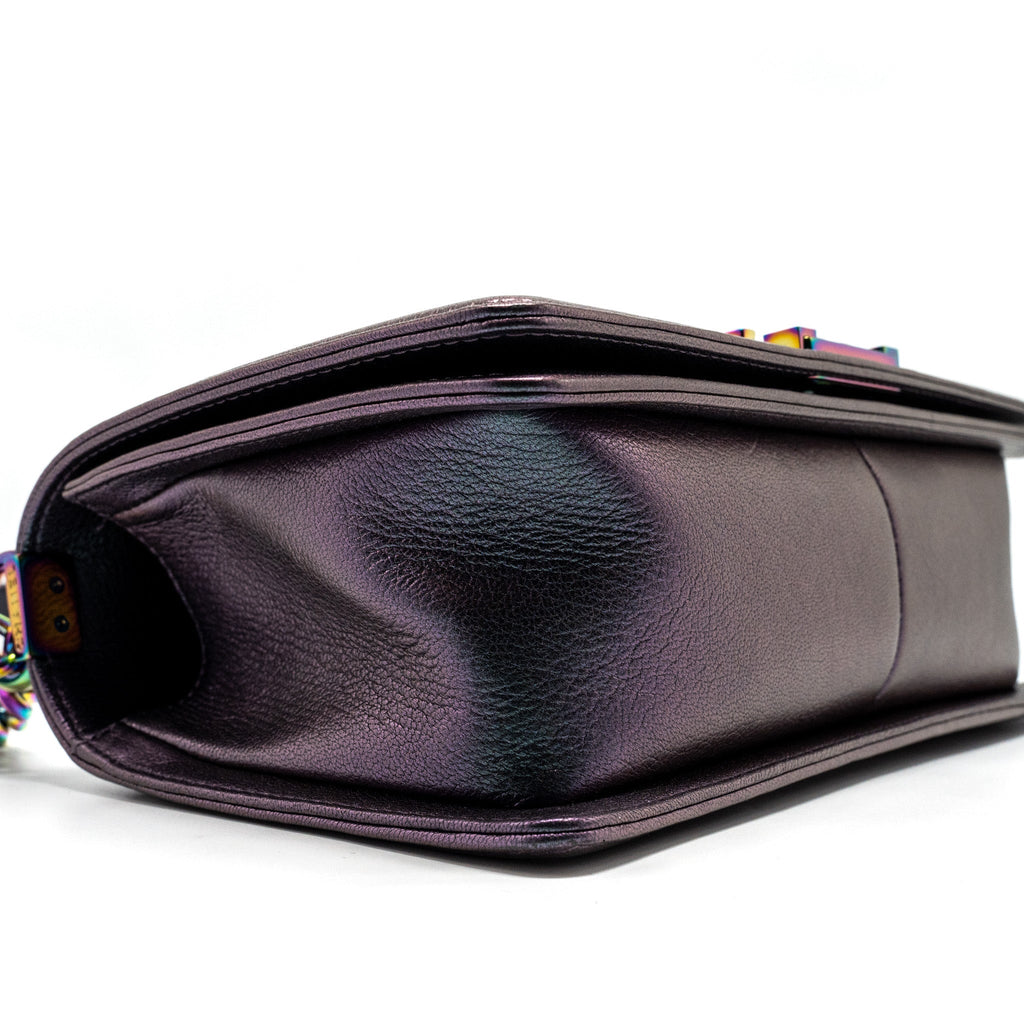 CHANEL MEDIUM BOY BAG GOATSKIN IRIDESCENT PURPLE MULTICOLOUR HARDWARE