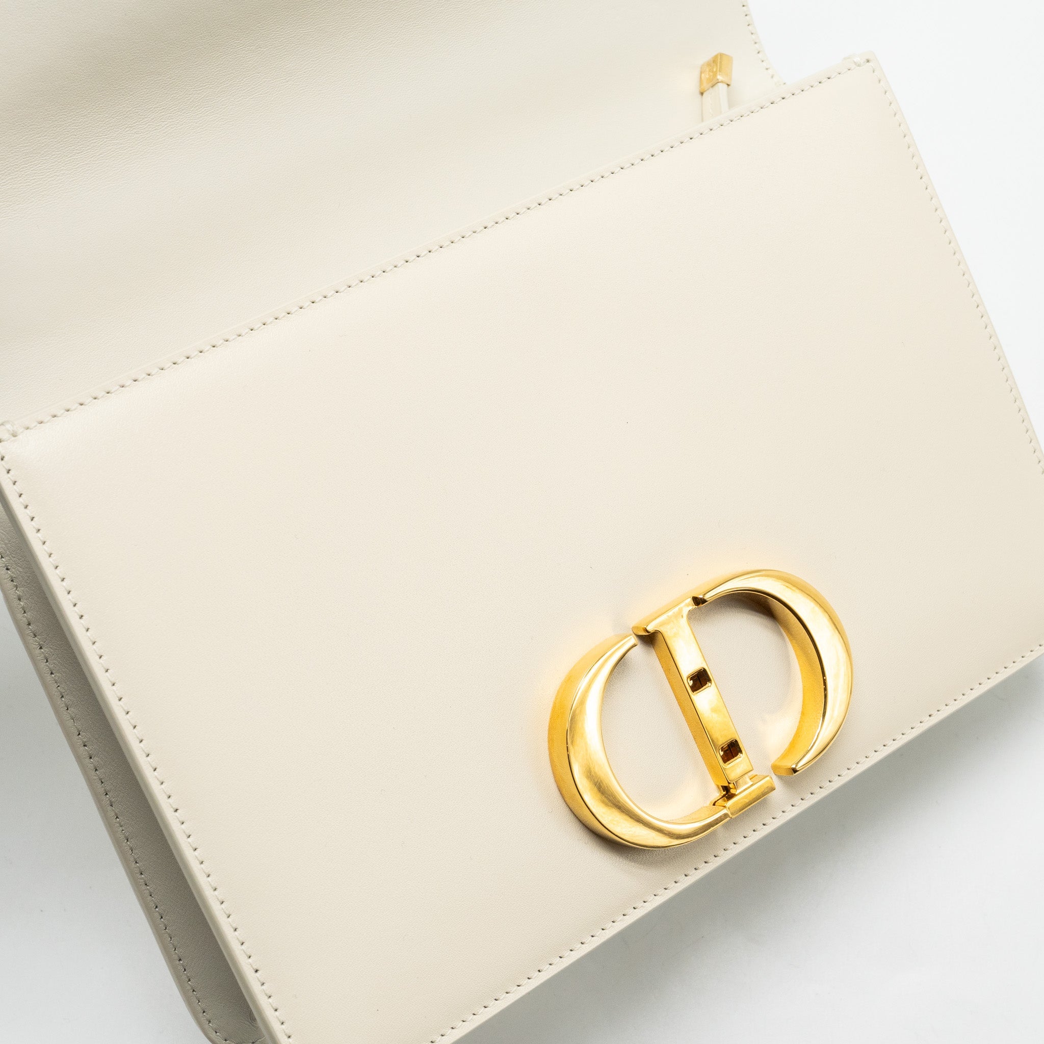 DIOR 30 MONTAIGNE BAG CALFSKIN WHITE GHW
