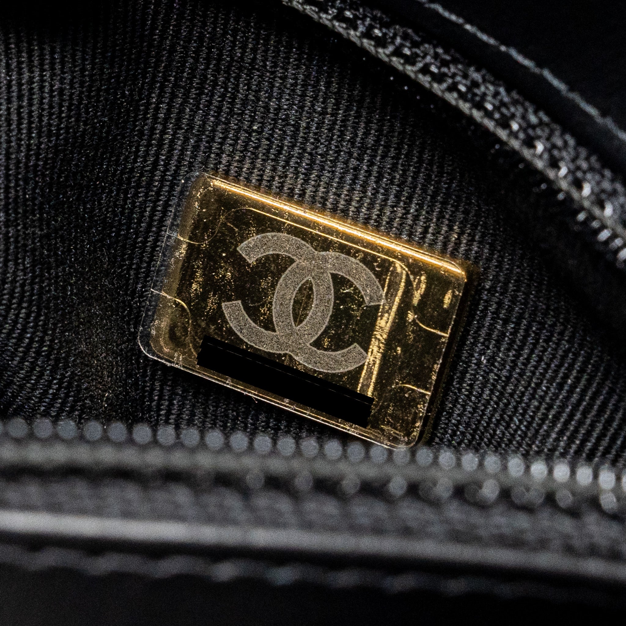 CHANEL 23K MINI SHOPPING TOTE CALFSKIN BLACK GHW(MICROCHIP)